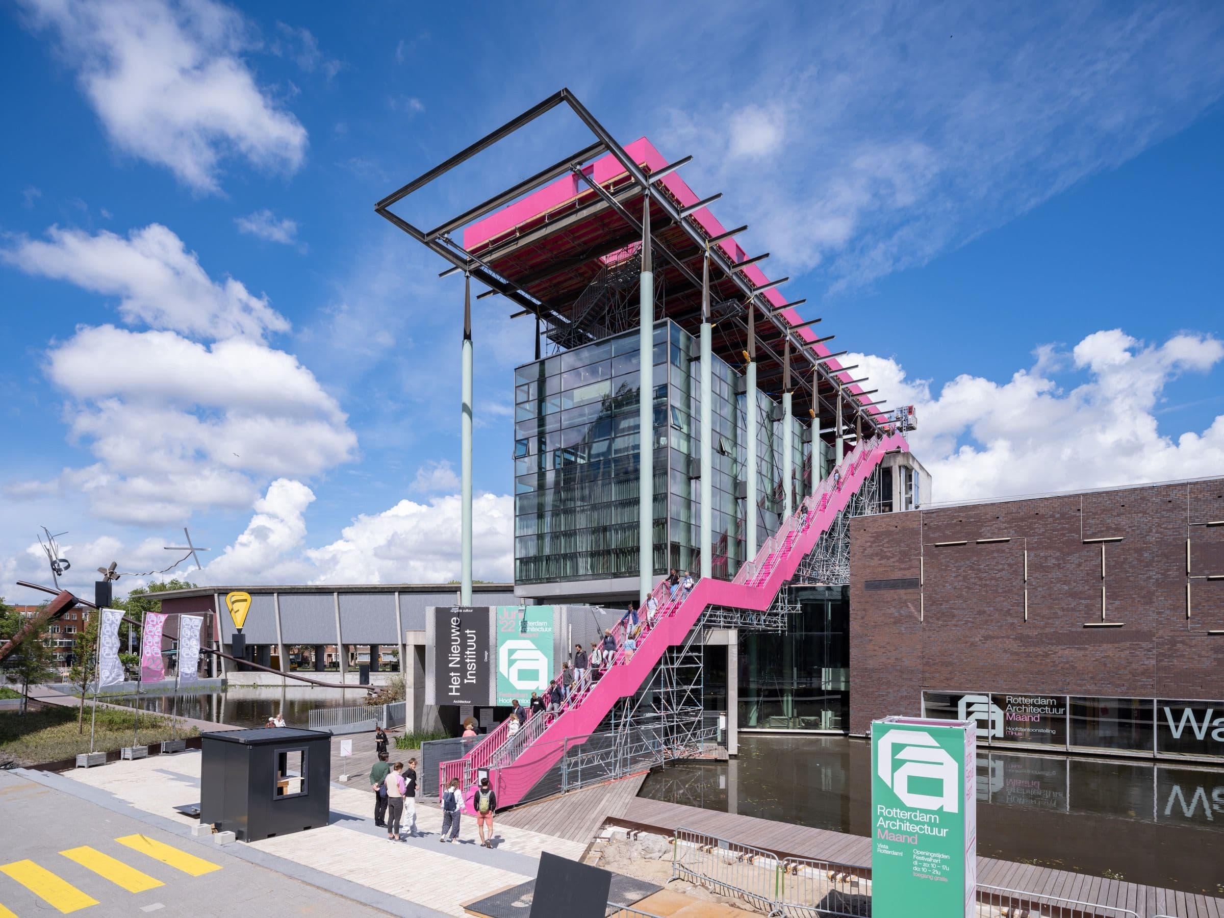 The Podium on the roof of Het Nieuwe Instituut. Photo: Ossip van Duivenbode