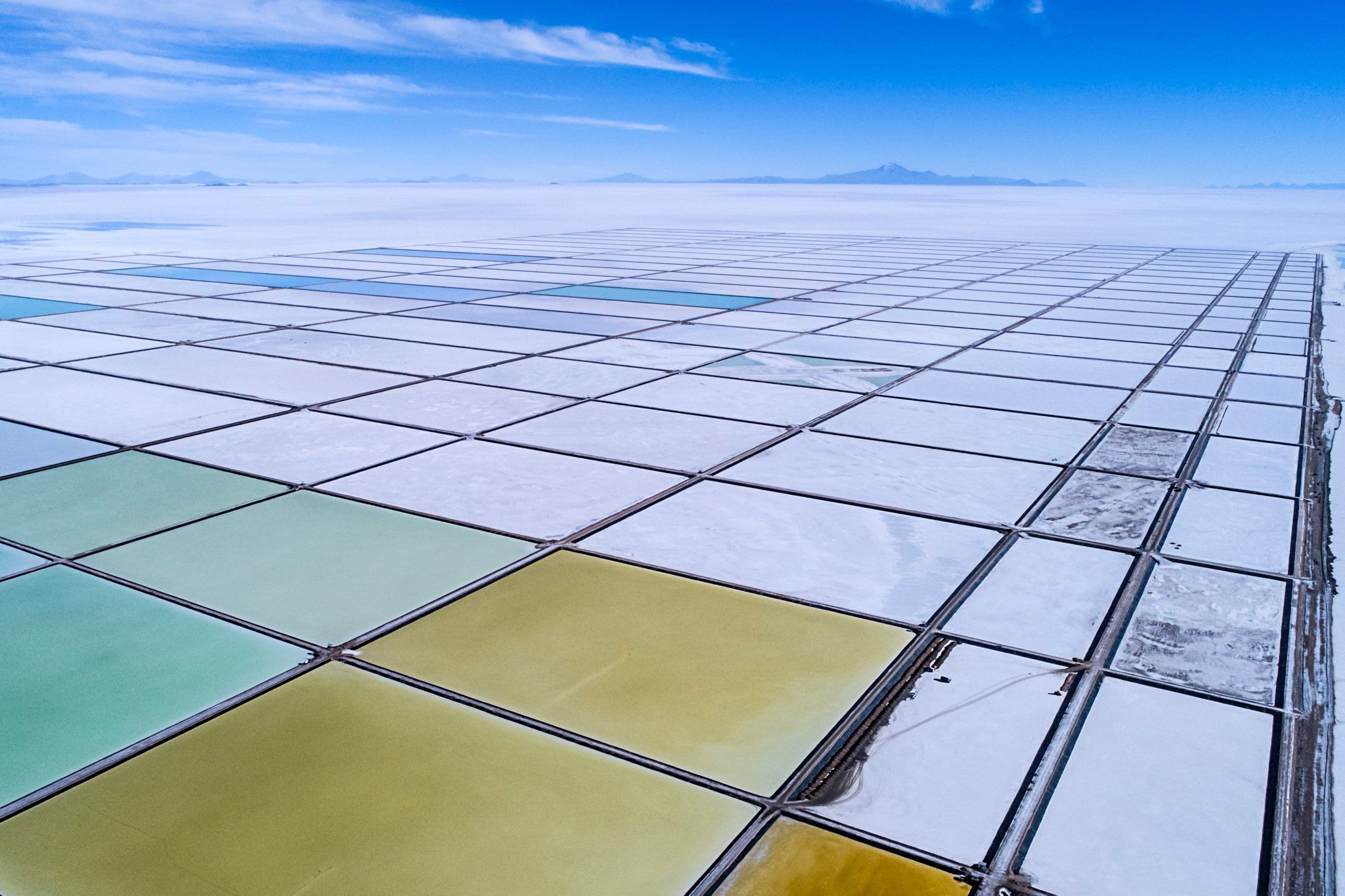 Still from The Rush for White Gold, Cédric Gerbehaye.