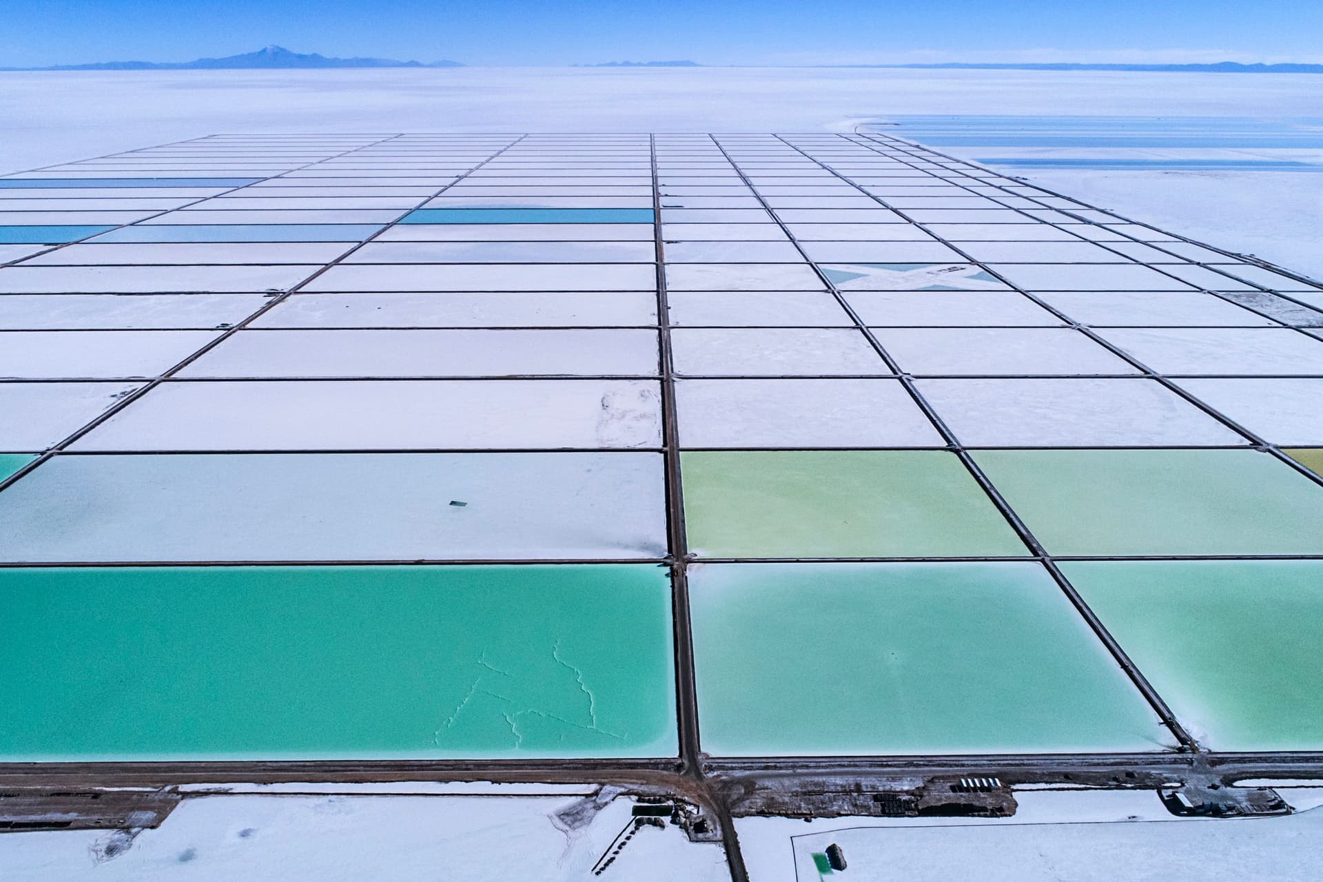 Still from The Rush for White Gold, Cédric Gerbehaye. 