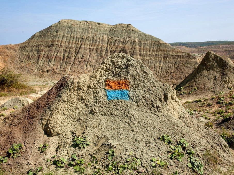 Serkan Taycan, Between Two Seas (Waymarkings), 2013. Photo: Wong&Krier