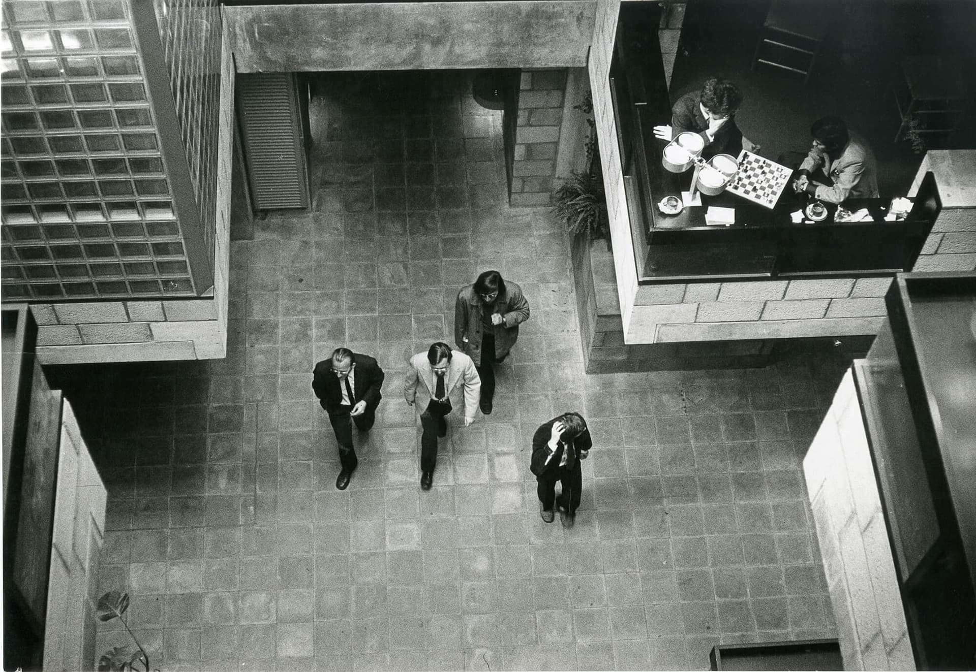 Herman Hertzberger. Centraal Beheer Apeldoorn, 1972. Foto: Johan van der Keuken 