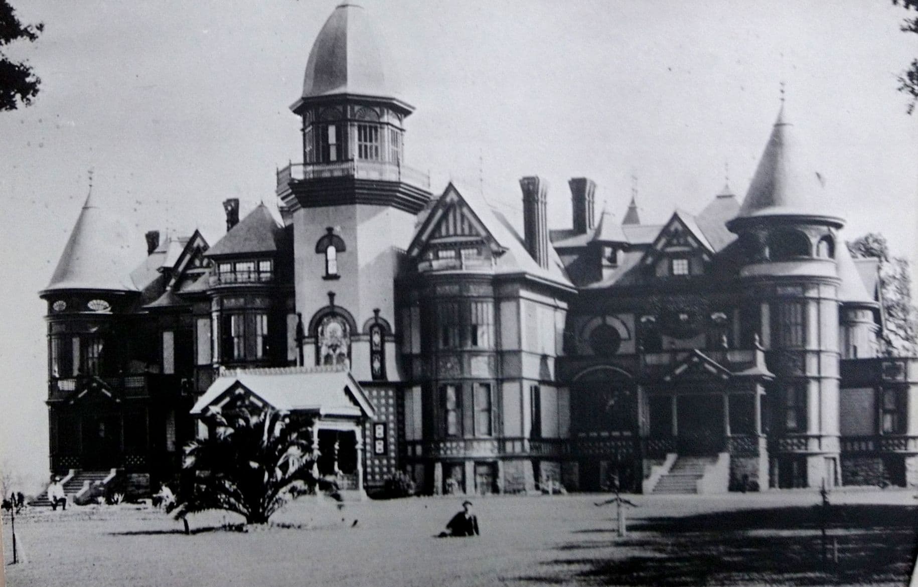 The Hayes Chinoweth Mansion in San Jose (source: History San Jose)