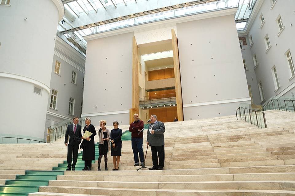  Opening tentoonstelling 'Architecture the Dutch Way 1945-2000' in de Hermitage, St. Petersburg, 15 oktober 2013. Foto: De Hermitage 