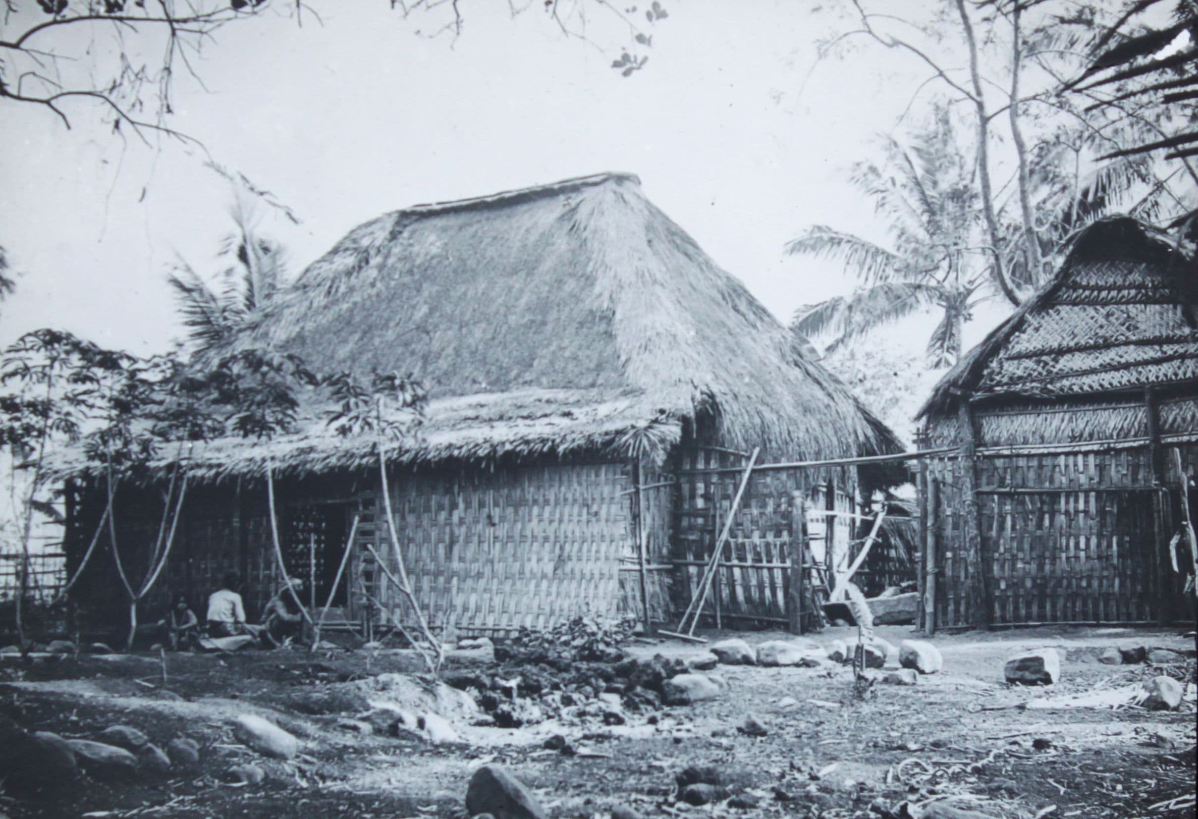 Javanese house, n.d. Photo from the archive of H.P. Berlage, Collection Nieuwe Instituut. 