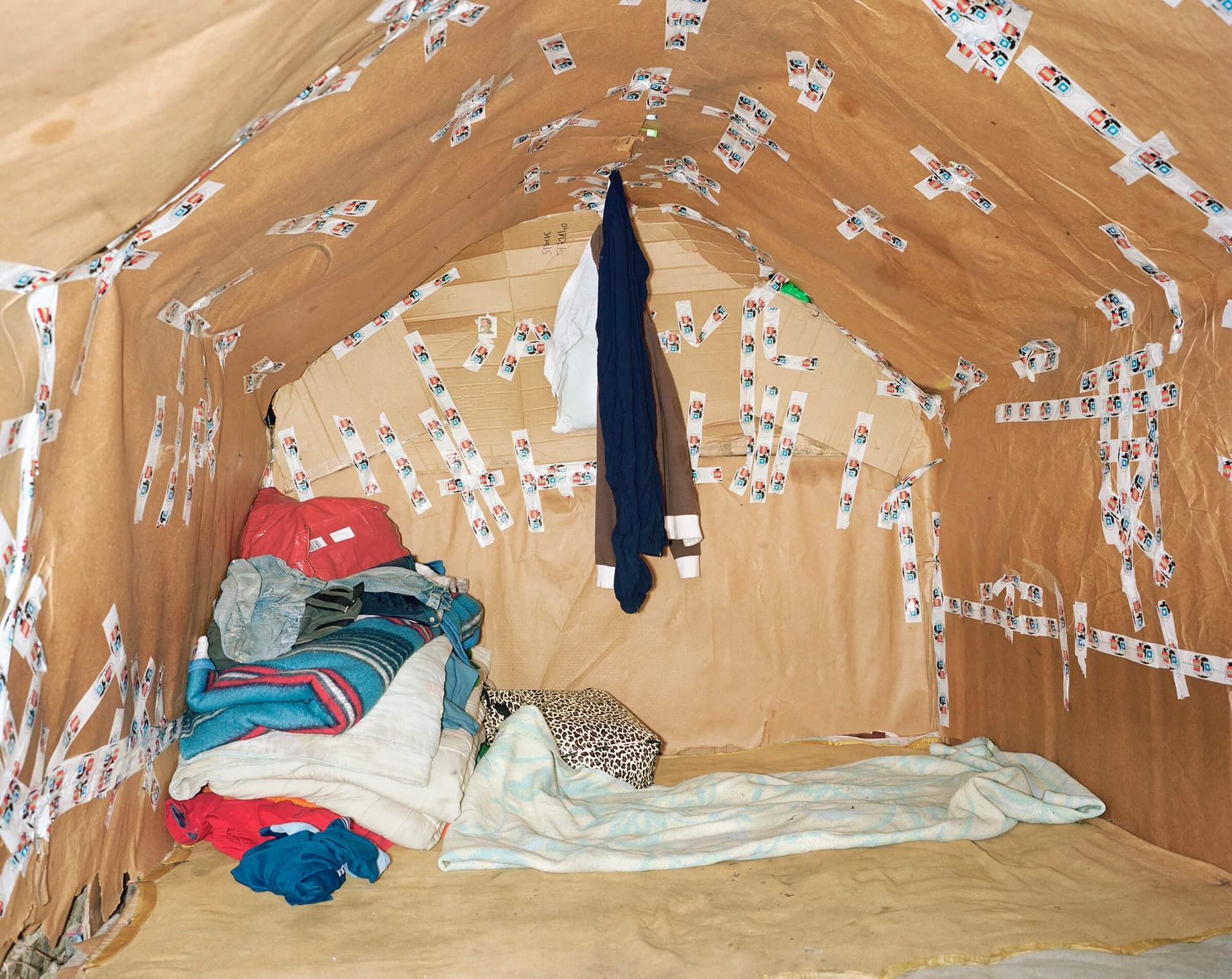 Foto Henk Wildschut, uit de serie Ville de Calais. www.villedecalais.com 