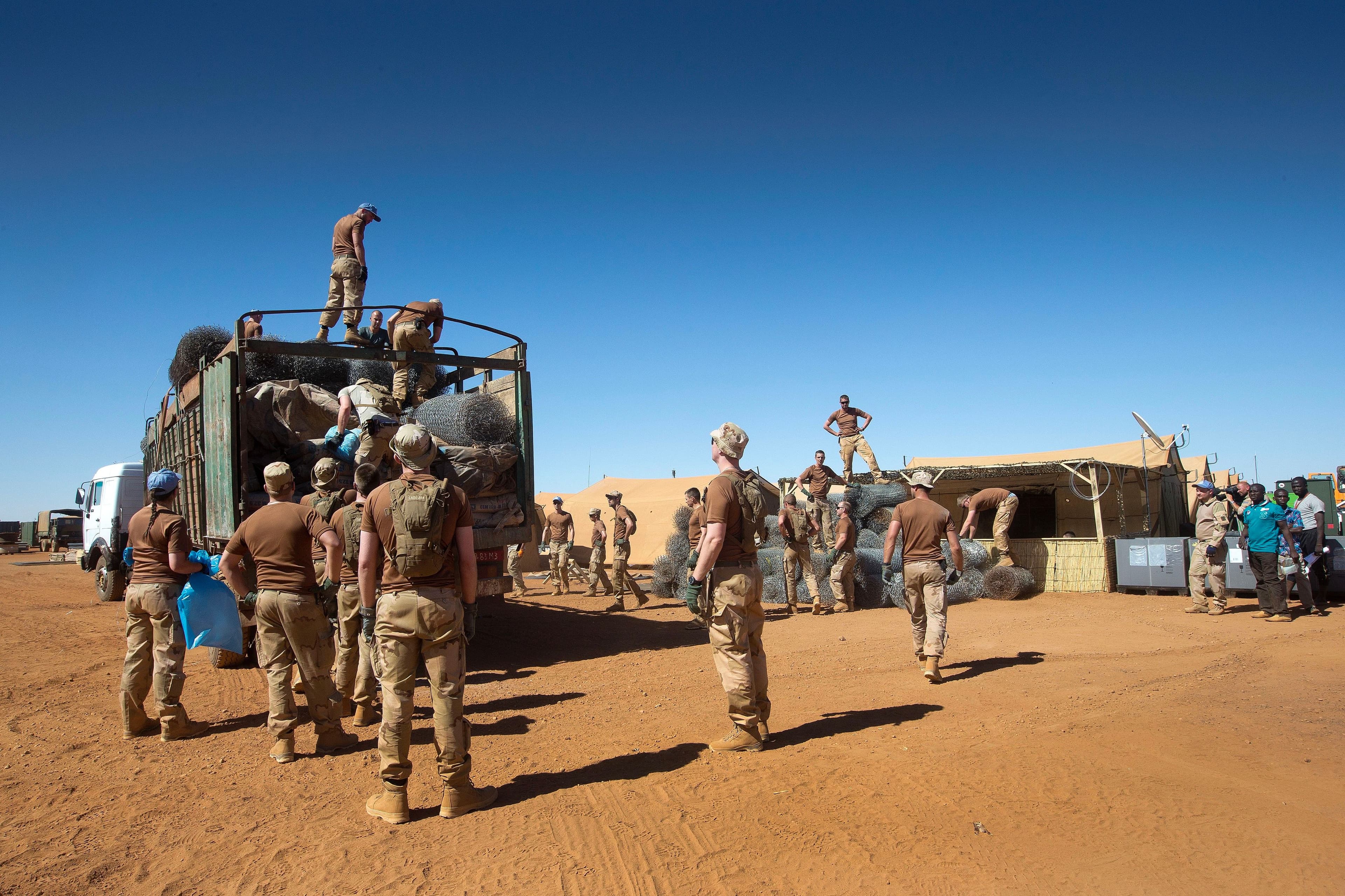 Inrichten van Kamp Castor, Gao, Mali. Foto Ministerie van Defensie 