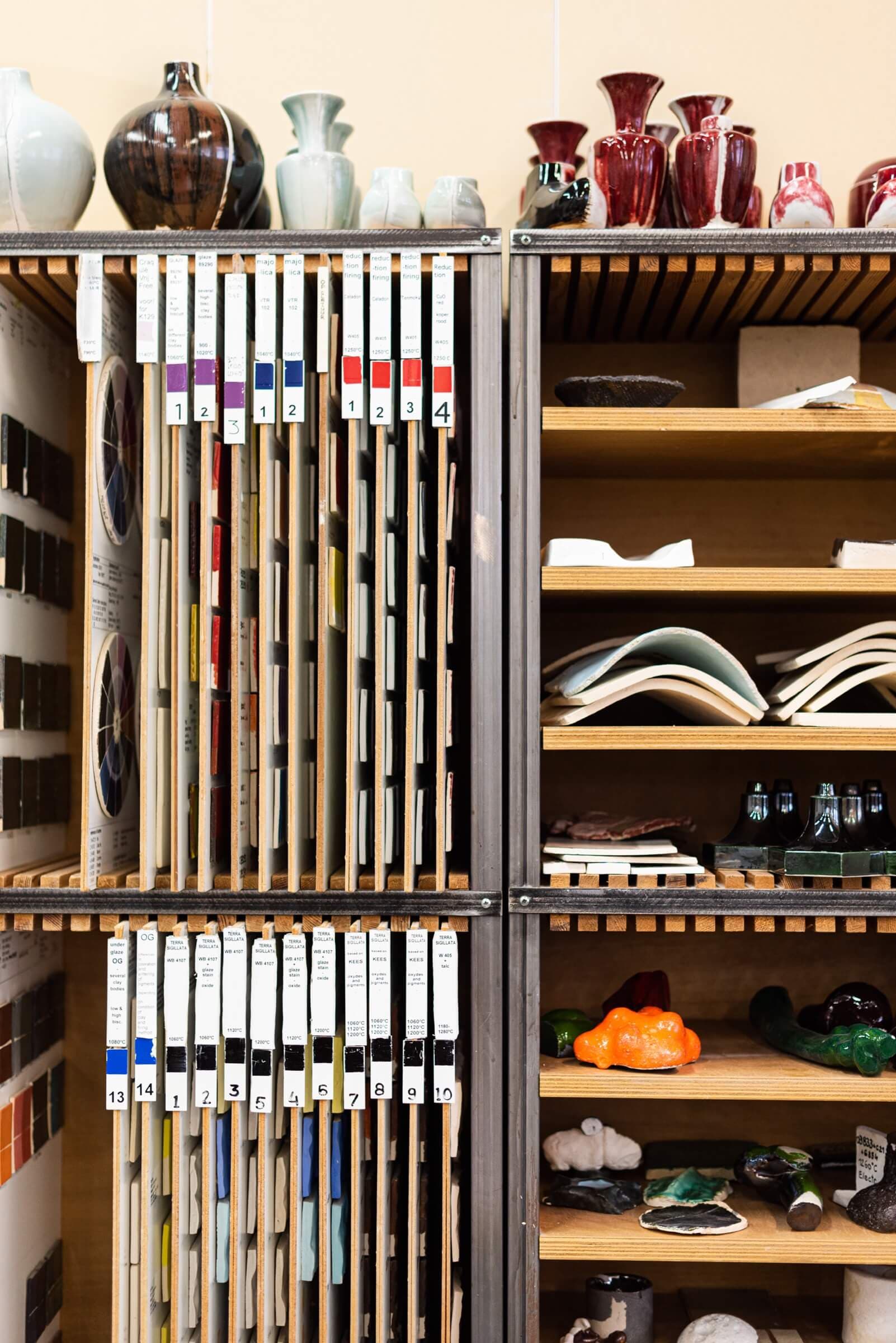 Glaze library, with various examples on tiles in the archives of Sundaymorning@ekwc. Photo: Vanessa Kappler.  