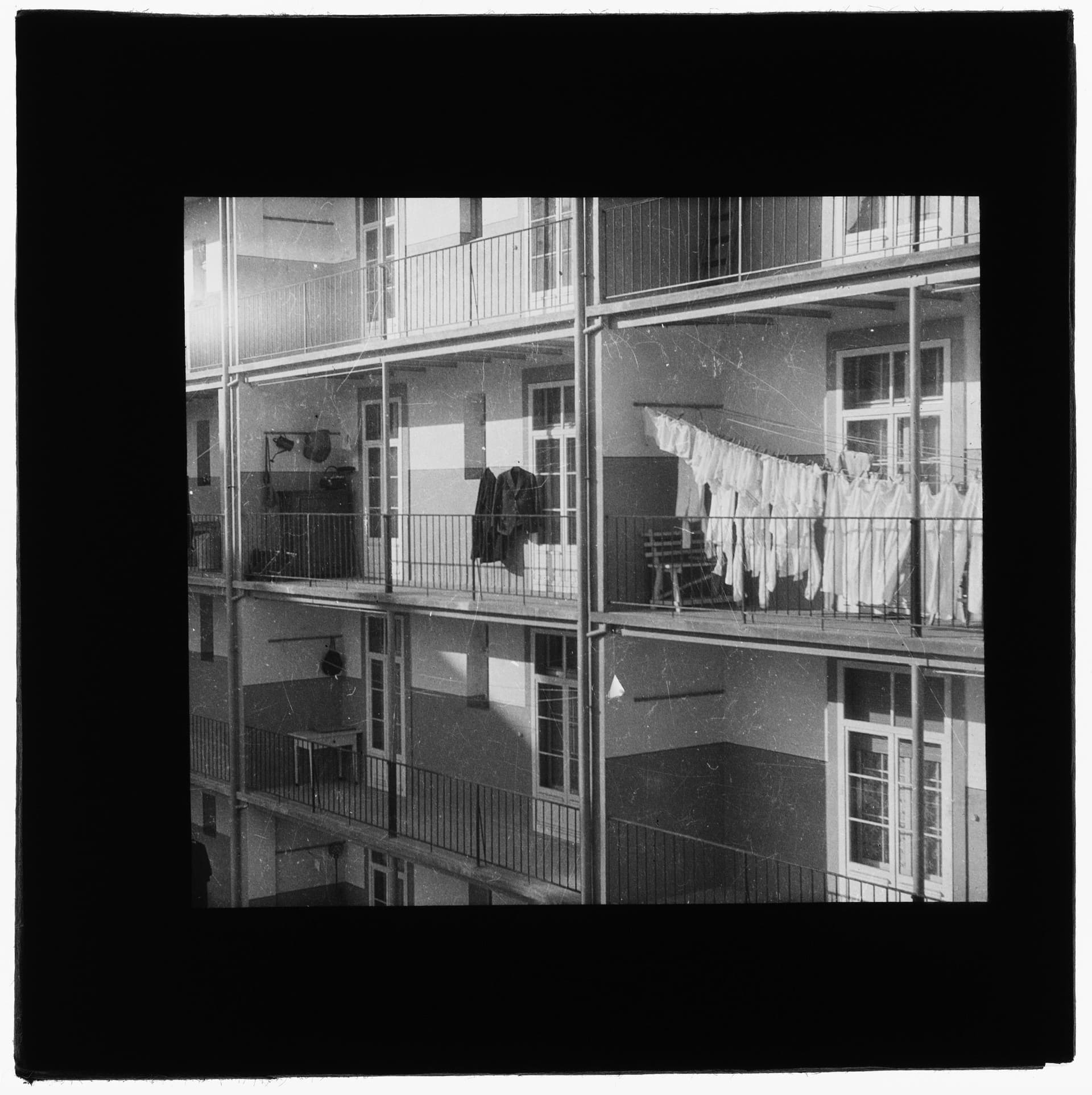 Photo from the archive of Piet Zwart. Collection Het Nieuwe Instituut ZWAR n4