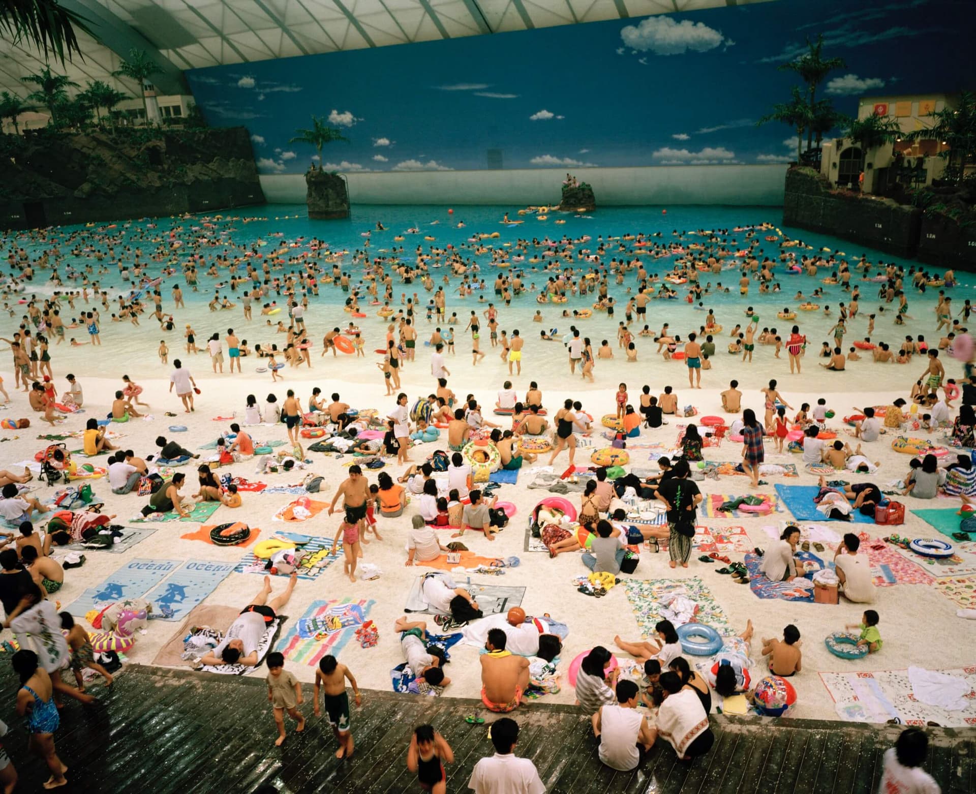 Ocean Dome, Miyazaki, Japan, 1996. © Martin Parr 