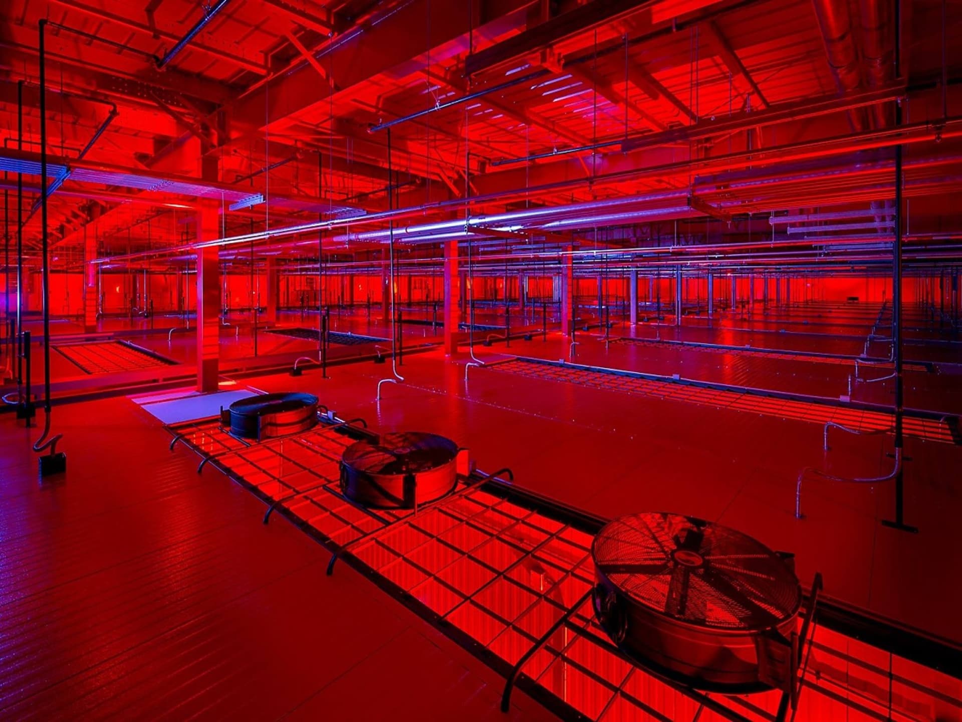 SWITCH SUPERNAP 7 Data centre, Air Vacuum space. © Switch 