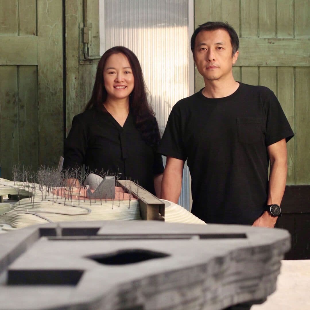 Li Hu (rechts) en Huang Wenjing (links). Beeld met dank aan OPEN Architecture 