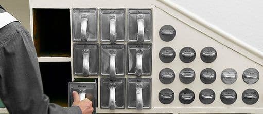 Moira Zoitl / Kitchen Torso: On Reducing the Number of Steps (2013) 