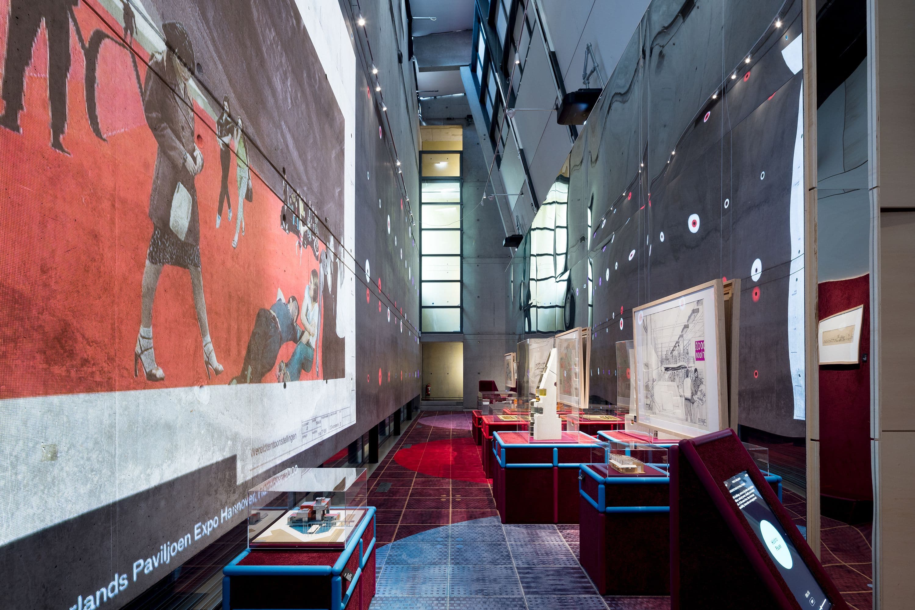 Collection Gallery. Foto Aad Hoogendoorn.