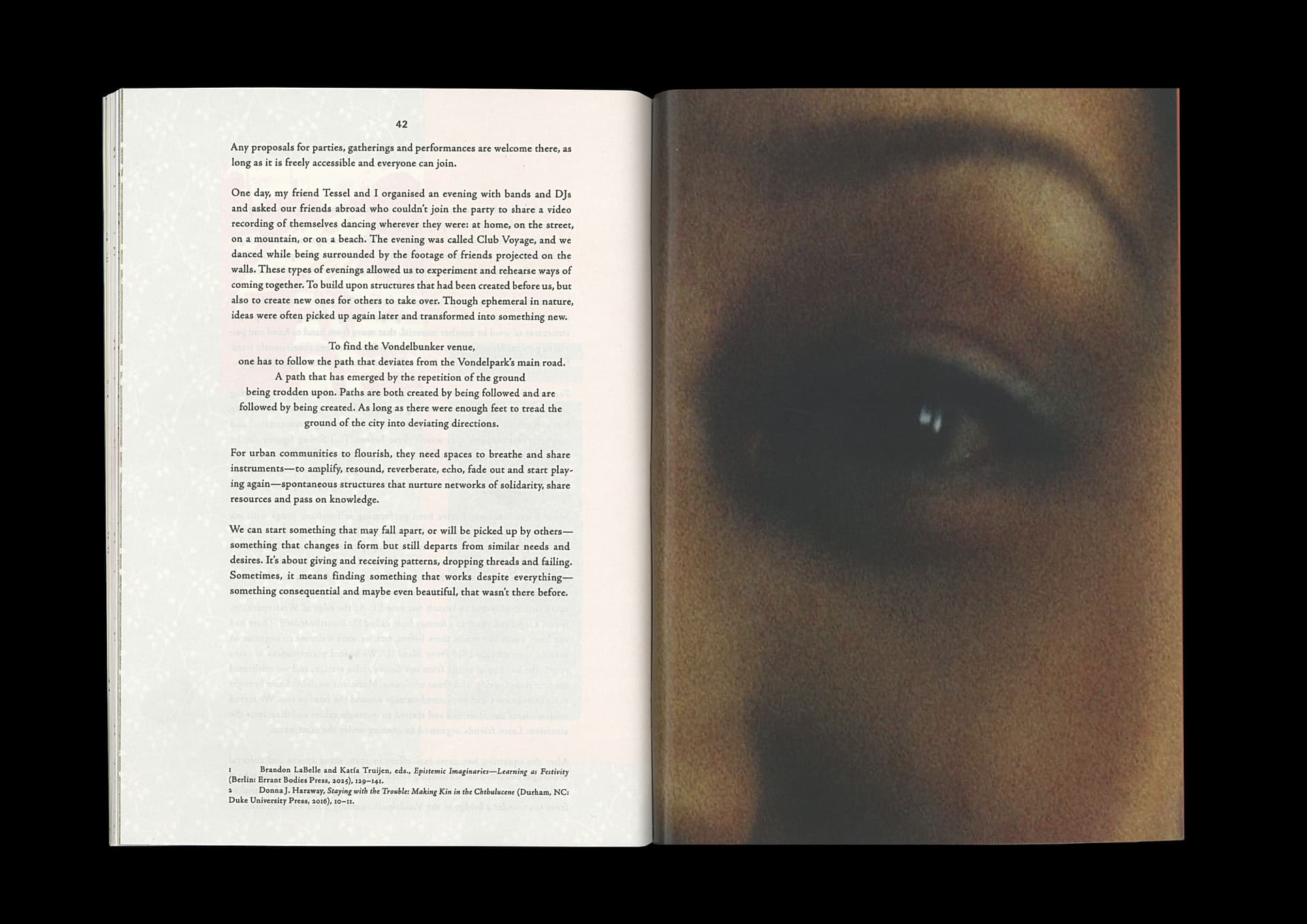  Fragment uit Clipping 1: Coming of Age. Ontwerp door Catherine Hu en Cleo Tsw