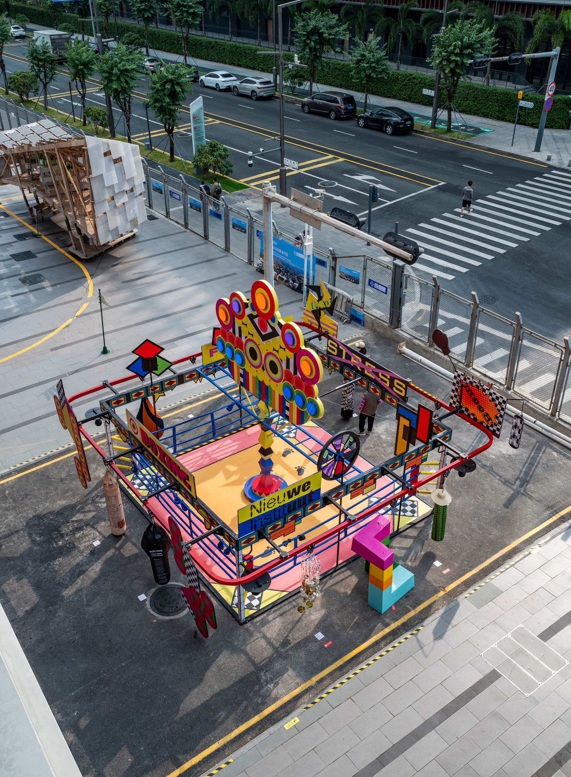 Stress Relief op UABB 2026 in Shenzhen, ontworpen door HyperSity. Foto: Weiqi Jin