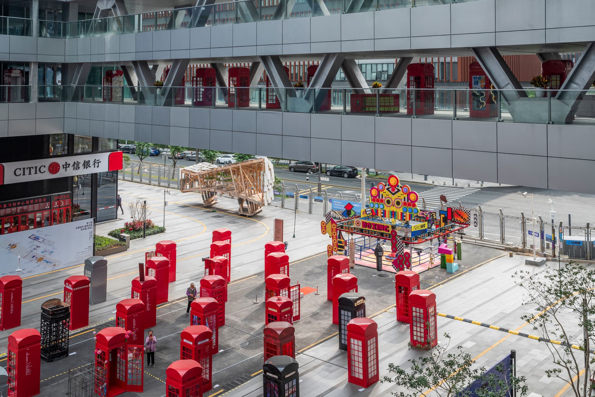 Stress Relief op UABB 2026 in Shenzhen, ontworpen door HyperSity. Foto: Weiqi Jin