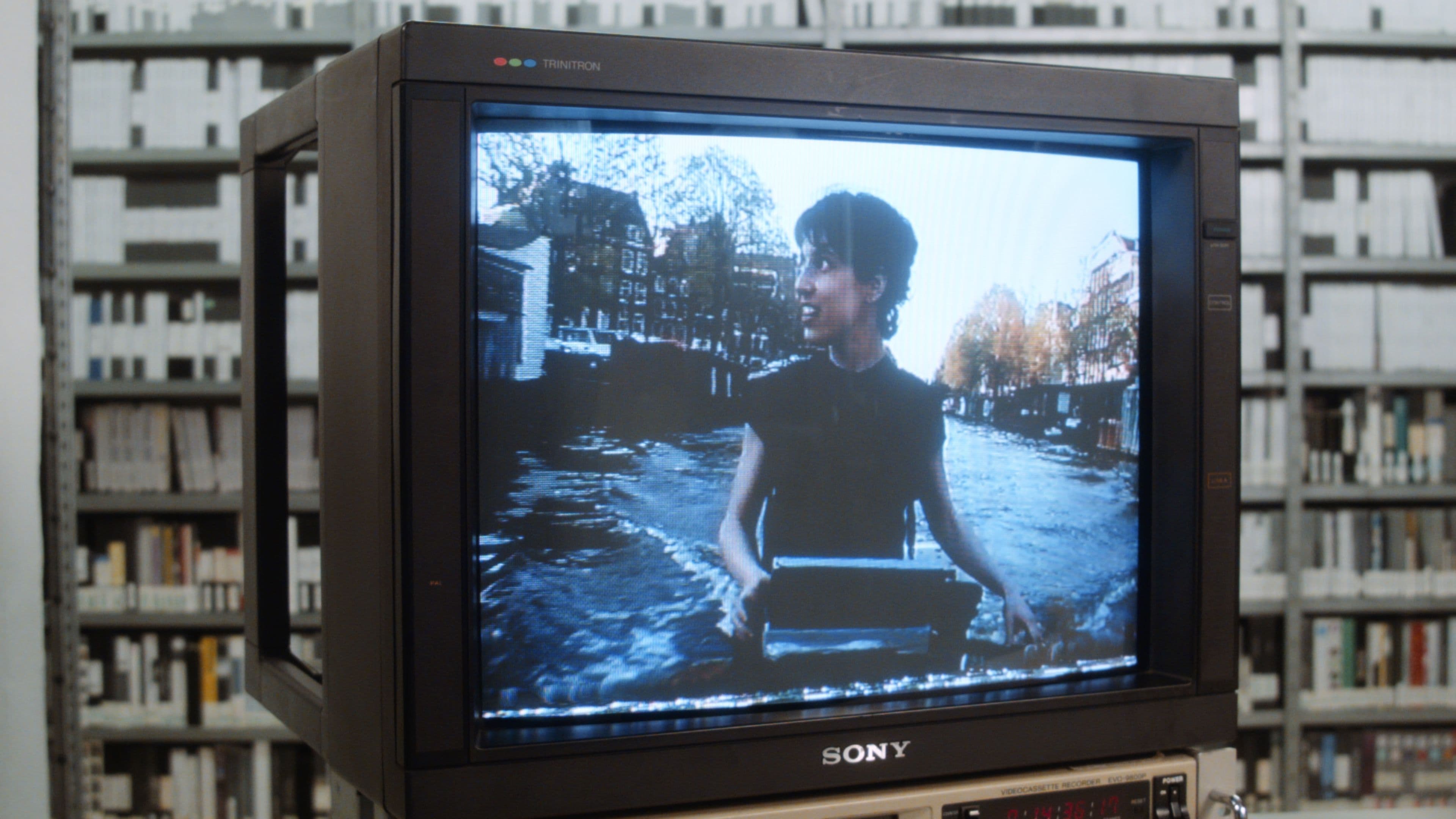 Videostill of the_living. by Luc Schraauwers.