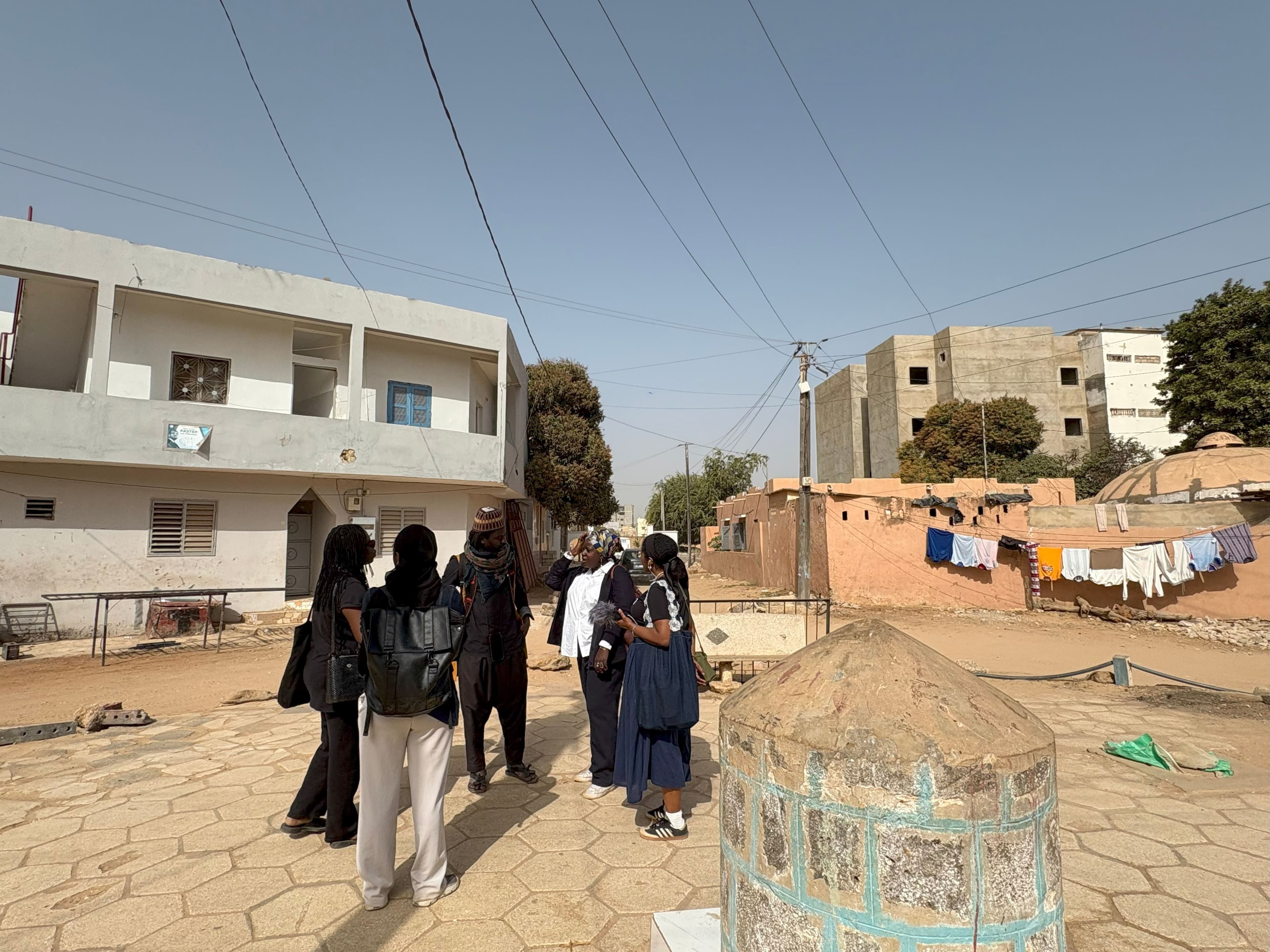 Wandeling door het stadsdeel Ouakam in Dakar, met Kenu – the Lab’oratory of imaginaries