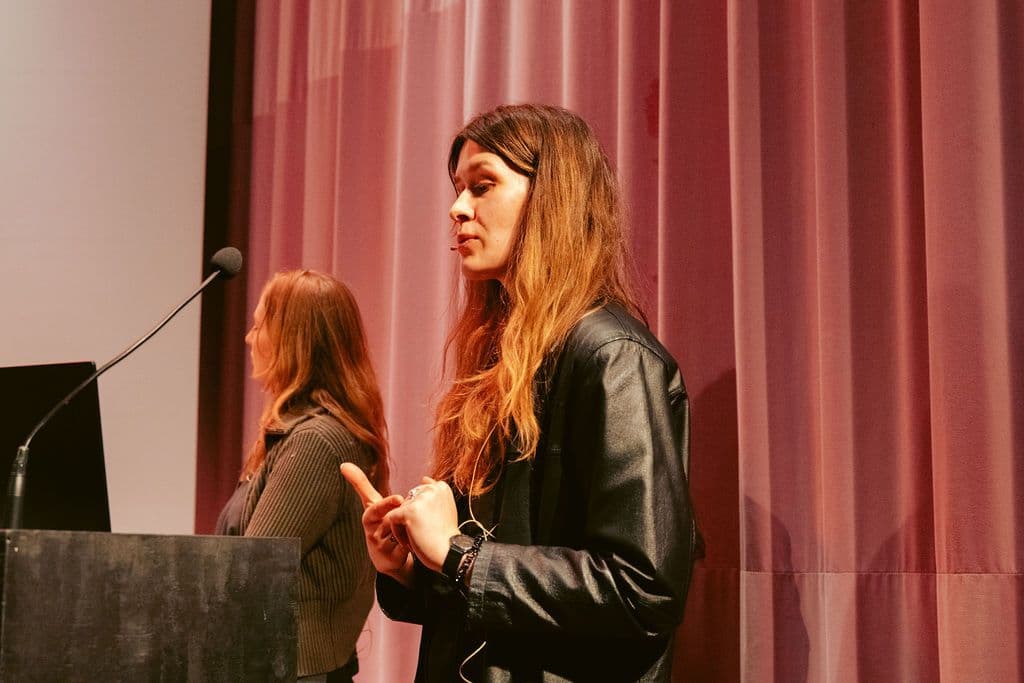 Natalia Sliwinska gives a presentation in the Nieuwe Instituut.