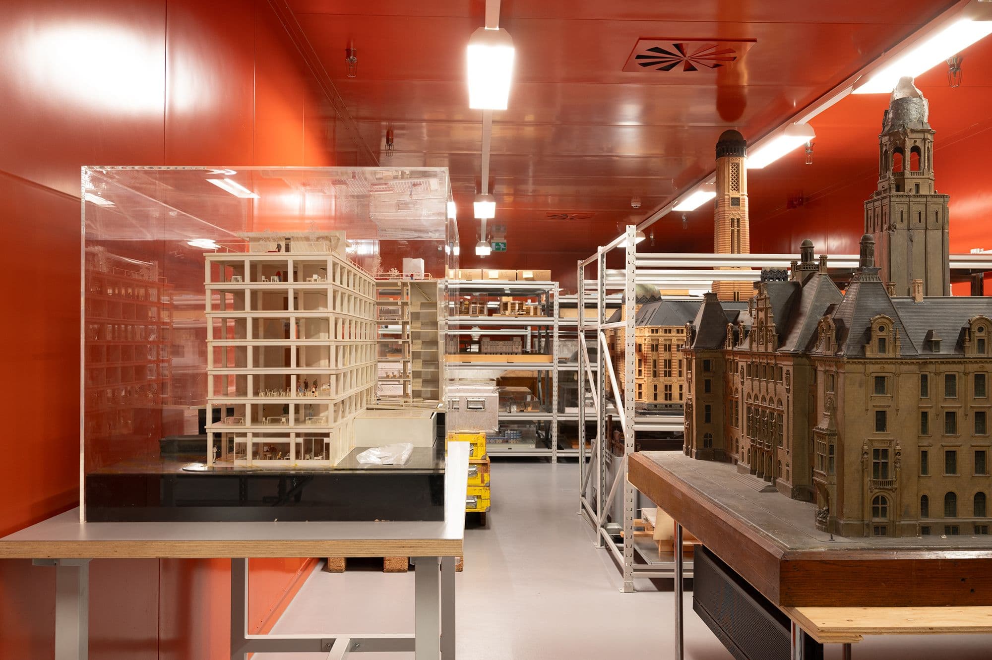  Open Model Storage Depot. Photo Petra van der Ree