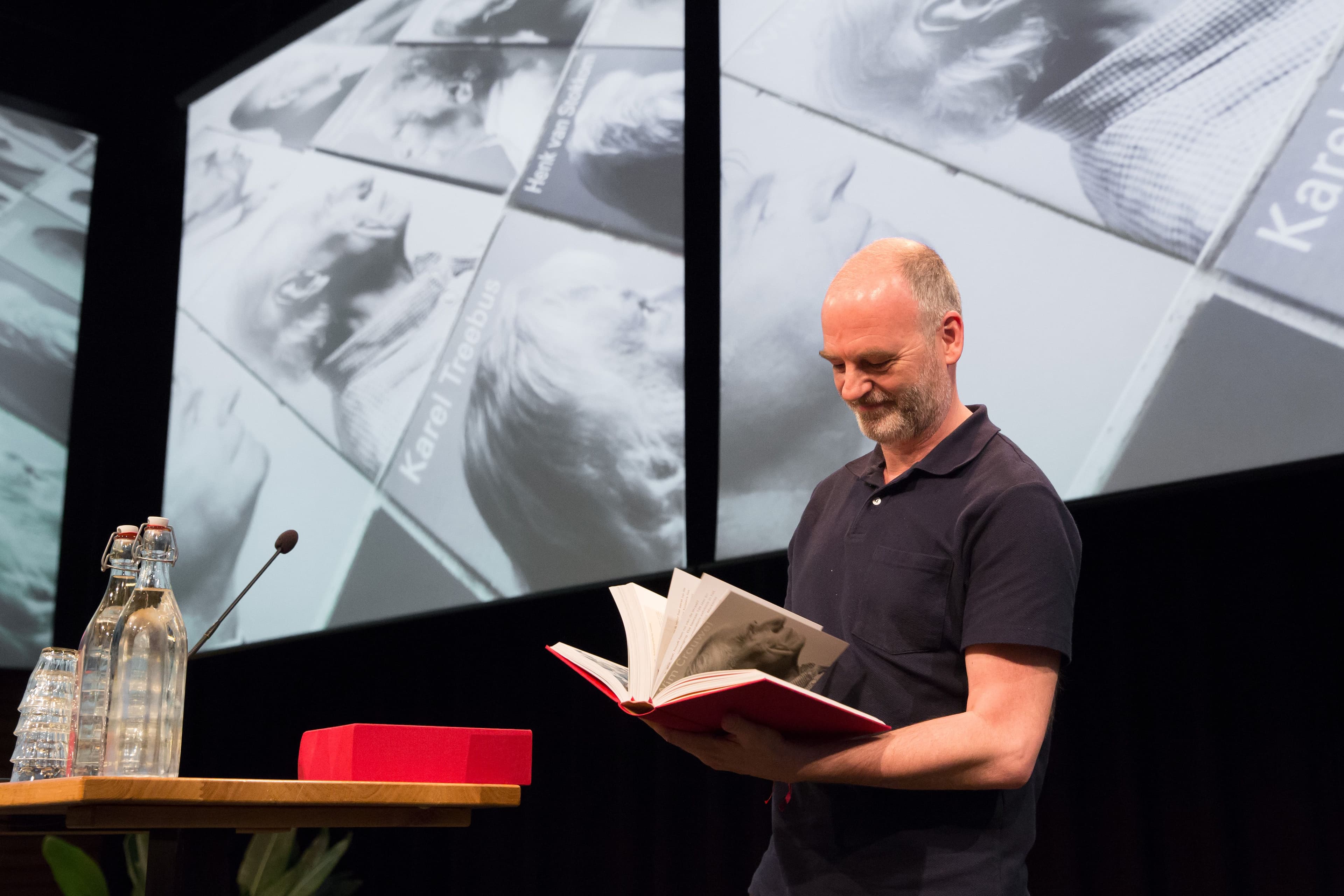 Presentatie Roots #50 door Robert van Rixtel