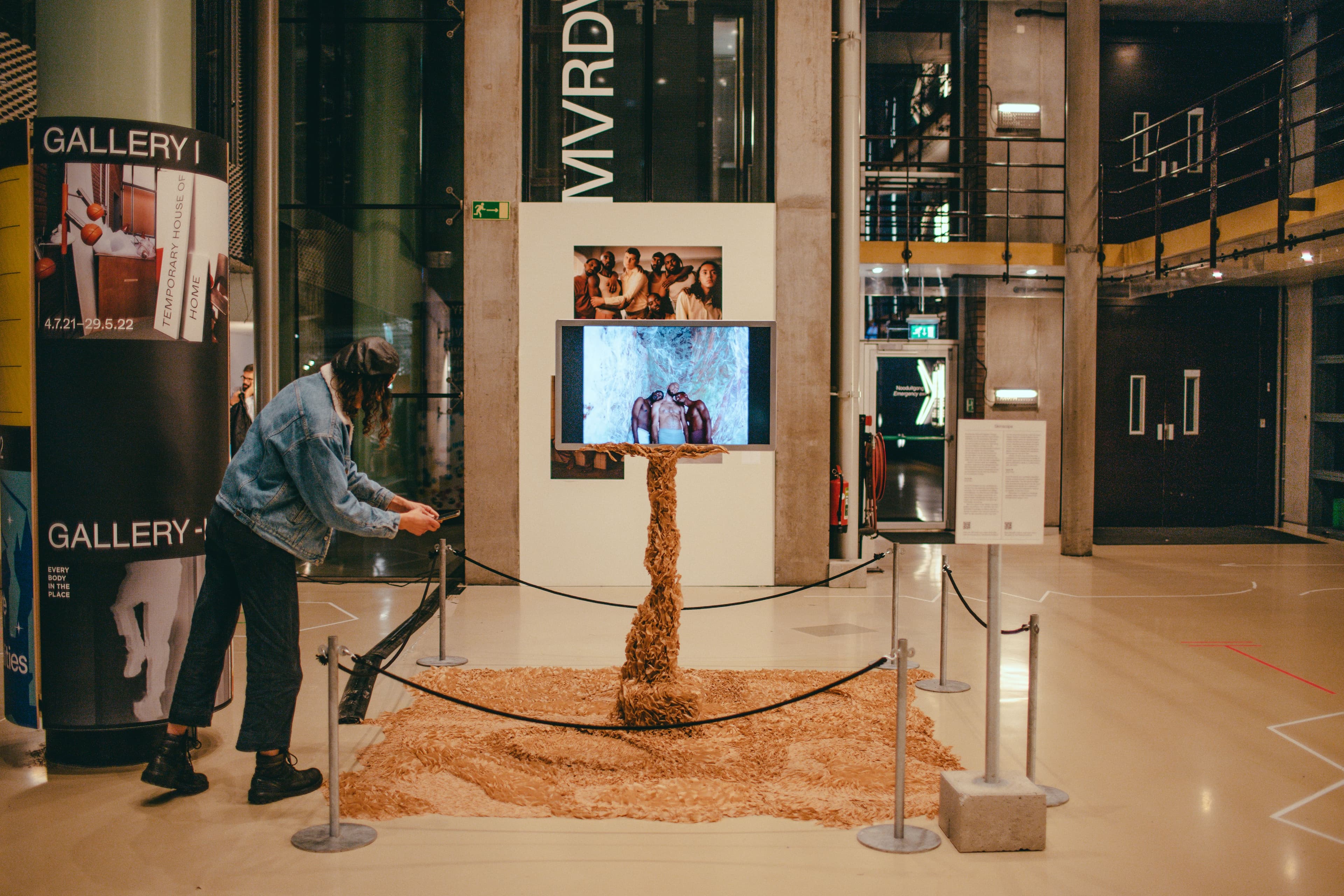 Image carousel