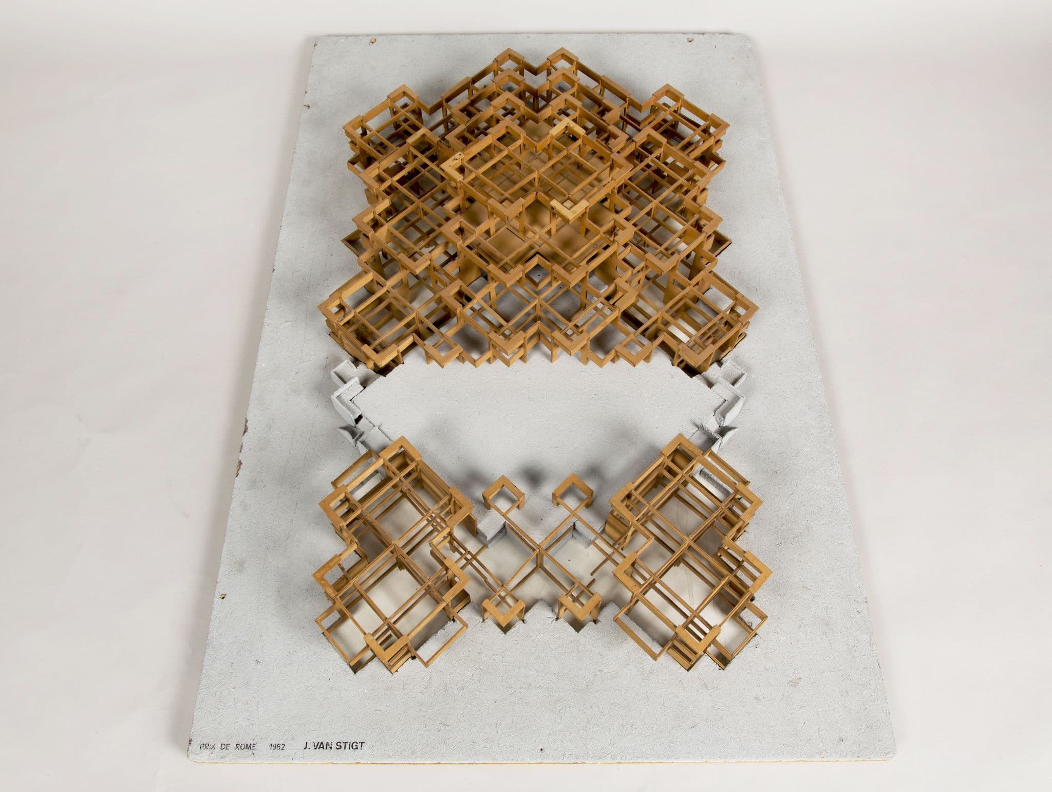 J. van Stigt, Maquette Prijsvraagontwerp Prix-de-Rome (Eindkamp), Ontwerp voor een Kinderdorp, Amerongen, 1962. Collectie Het Nieuuwe Instituut 