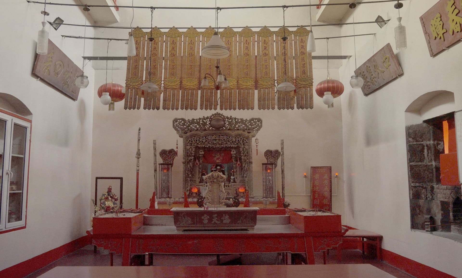 Images courtesy of Lou Mo and Musquiqui Chihying