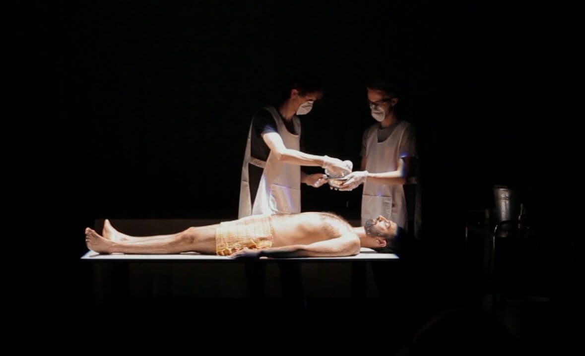 Screenshot Playing Possum – My Brothers Might Kill Me  