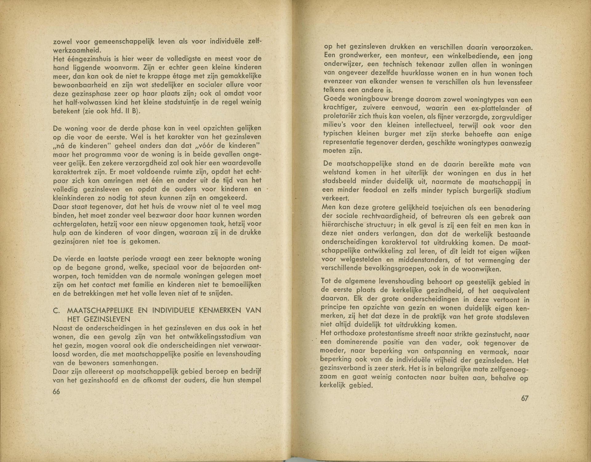 A. Bos et al., De stad der toekomst, de toekomst der stad. Een stedebouwkundige en sociaal-culturele studie over de groeiende stadsgemeenschap, Rotterdam, 1946. Collectie Het Nieuwe Instituut 