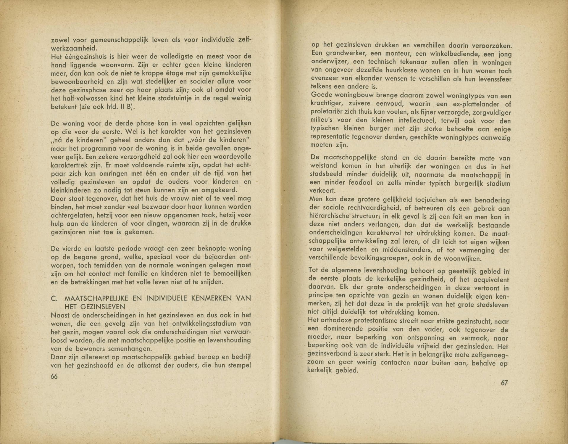  A. Bos et al., De stad der toekomst, de toekomst der stad. Een stedebouwkundige en sociaal-culturele studie over de groeiende stadsgemeenschap, Rotterdam, 1946. Collection: Het Nieuwe Instituut 