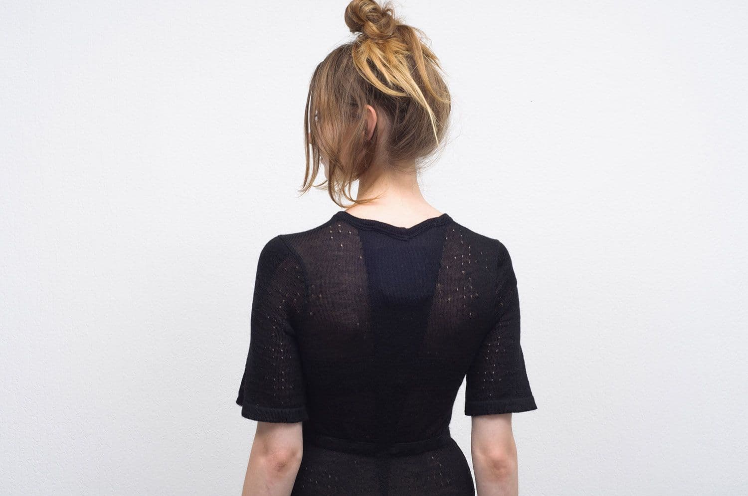 NazcAlpaca: alpaca shirts with innovative body monitoring (2015). Photo: Iztok Klančar 