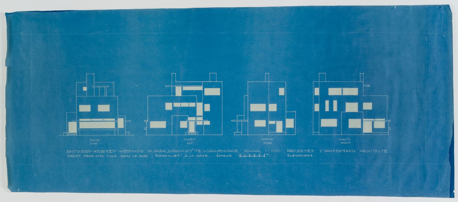 The clean, rectangular, white areas in this blueprint emphasise this modern design’s many windows and transparency. C. van Eesteren. Residential house in Zorgvliet Park, The Hague. Collection Het Nieuwe Instituut, Theo van Doesburg collection,… 