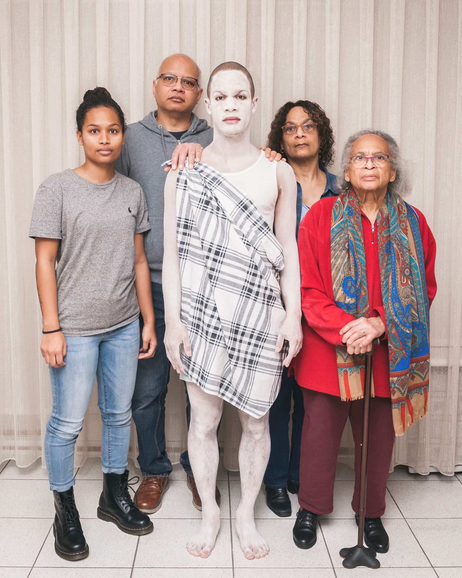 Familieportret, 2019. Foto: Jaasir Linger 
