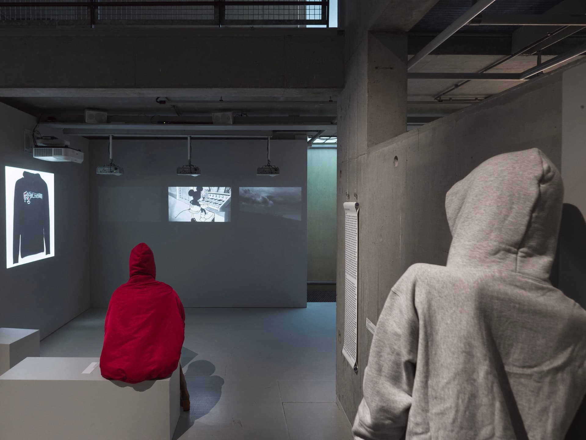 Bogomir Doringer, The Hoodie, 2019. Editing Rafael Kozdron. Sound design Michael Bucuzzo. AI GAN by Selam-X. Research in collaboration with Lou Stoppard. Commissioned by Het Nieuwe Instituut. Funded by Mondriaan Fonds. Foto Johannes Schwartz.  