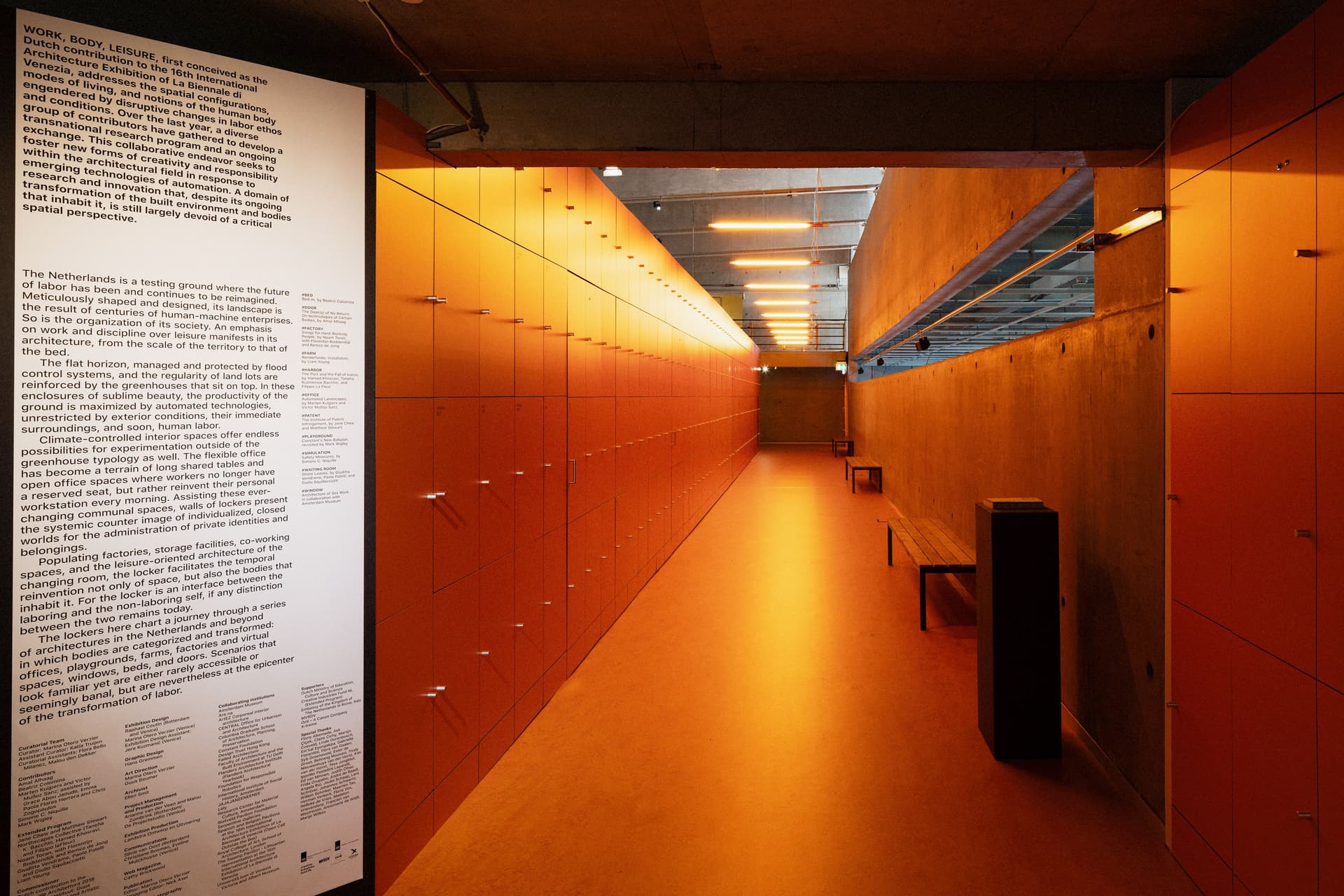 WORK BODY LEISURE. Installation in Het Nieuwe Instituut. Photo Johannes Schwartz. 