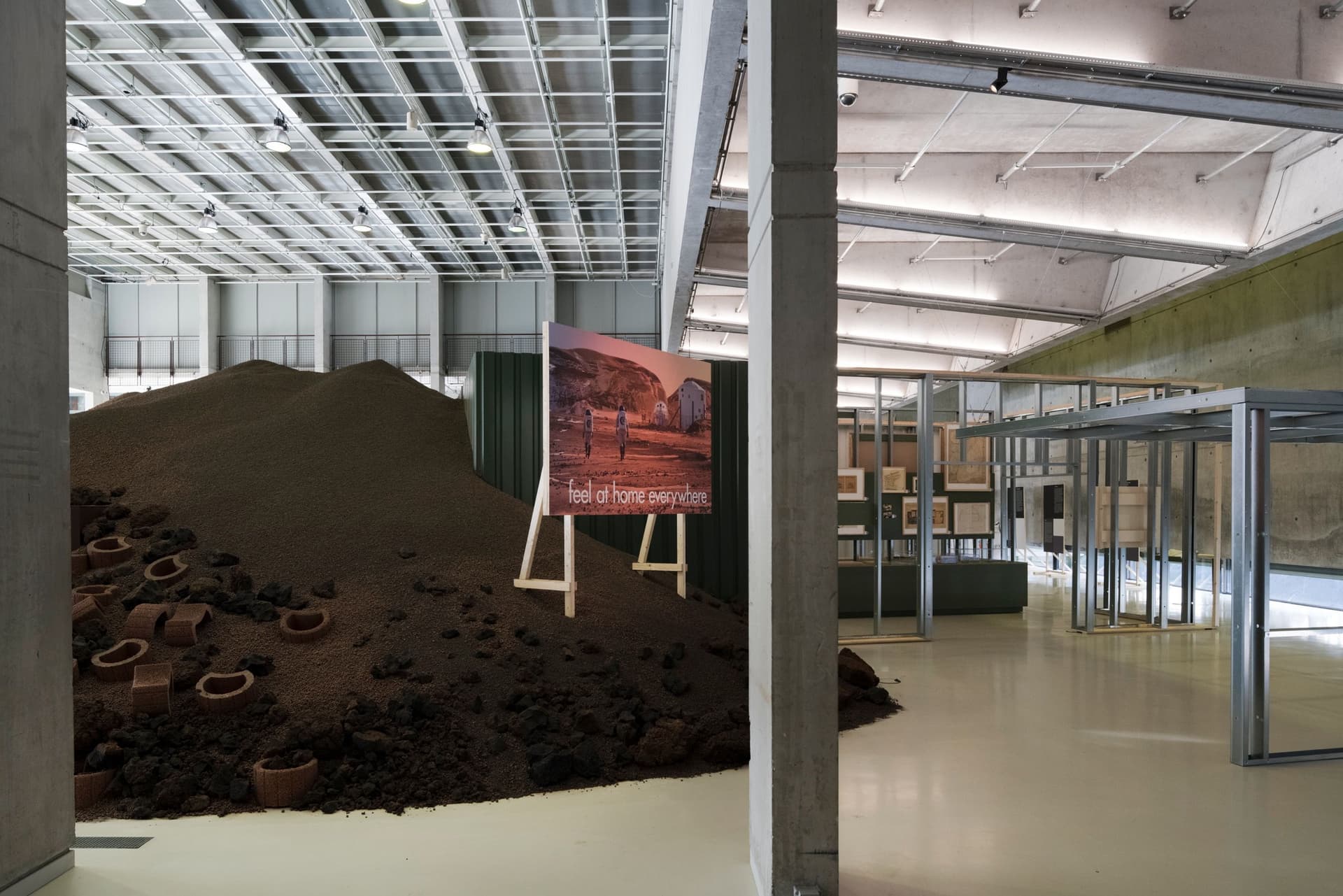 Dissident Gardens: Gardening Mars. Photo Johannes Schwartz. 