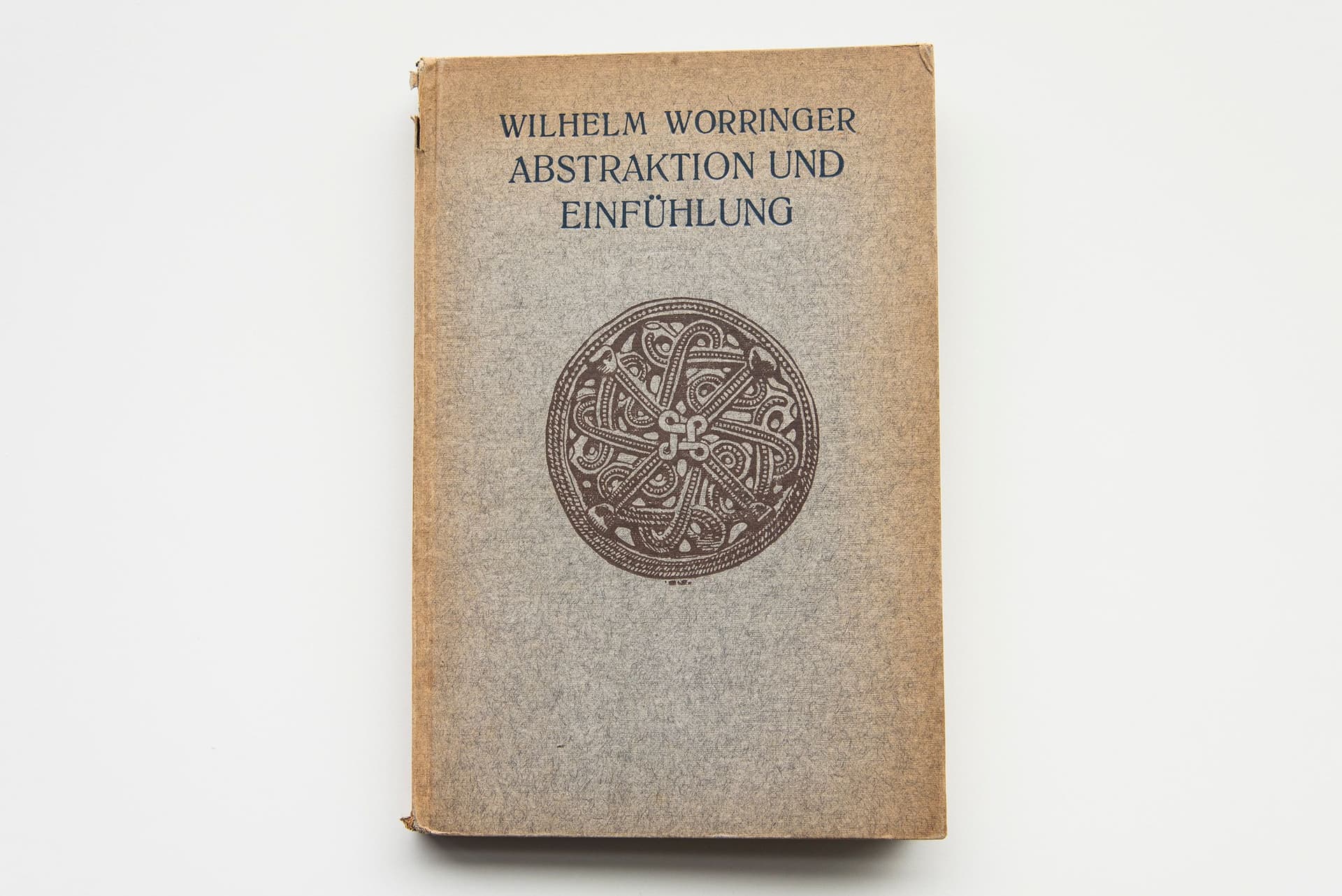  Wilhelm Worringer, Abstraktion und Einfühlung: Ein Beitrag zur Stilpsychologie, Munich, 7th edition, 1919 (1st edition 1907). Collection Het Nieuwe Instituut. 