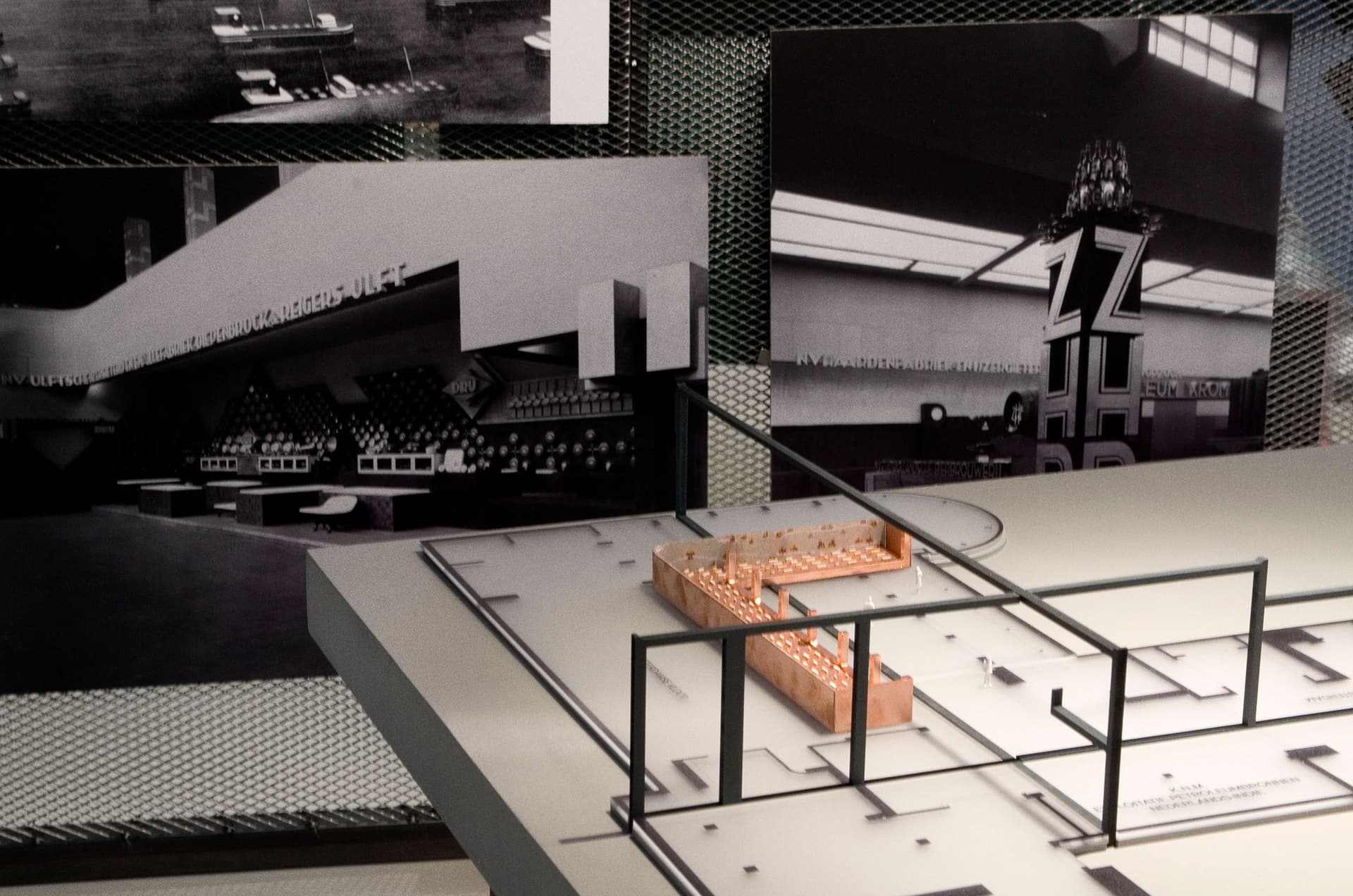 Tentoonstellingsmaquette AMO, naar ontwerp van H. Th. Wijdeveld. Nederlands paviljoen Antwerpen 1930. Foto Petra van der Ree