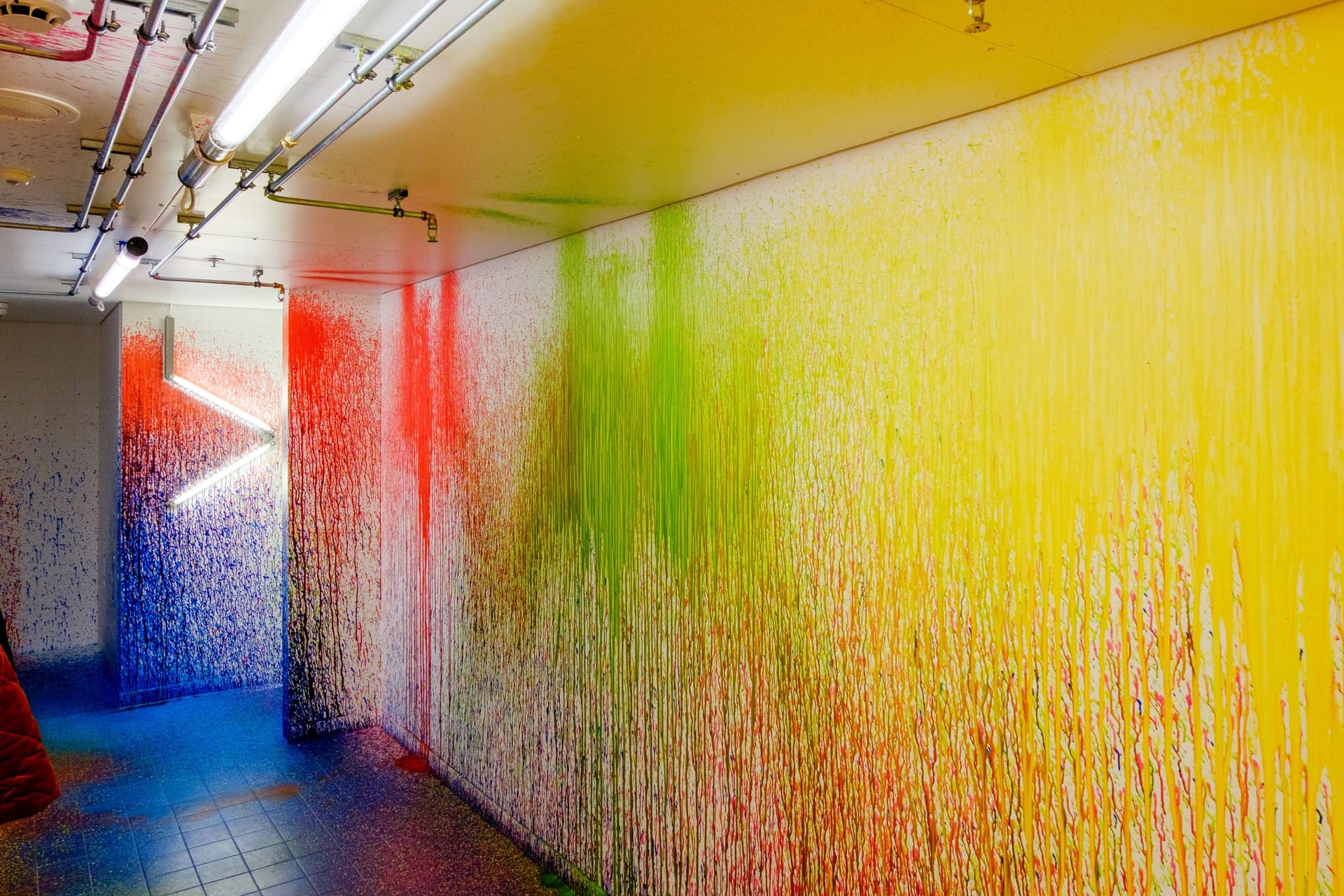  Rutger de Vries, Color Sprinklers, 2020. Foto Johannes Schwartz. 