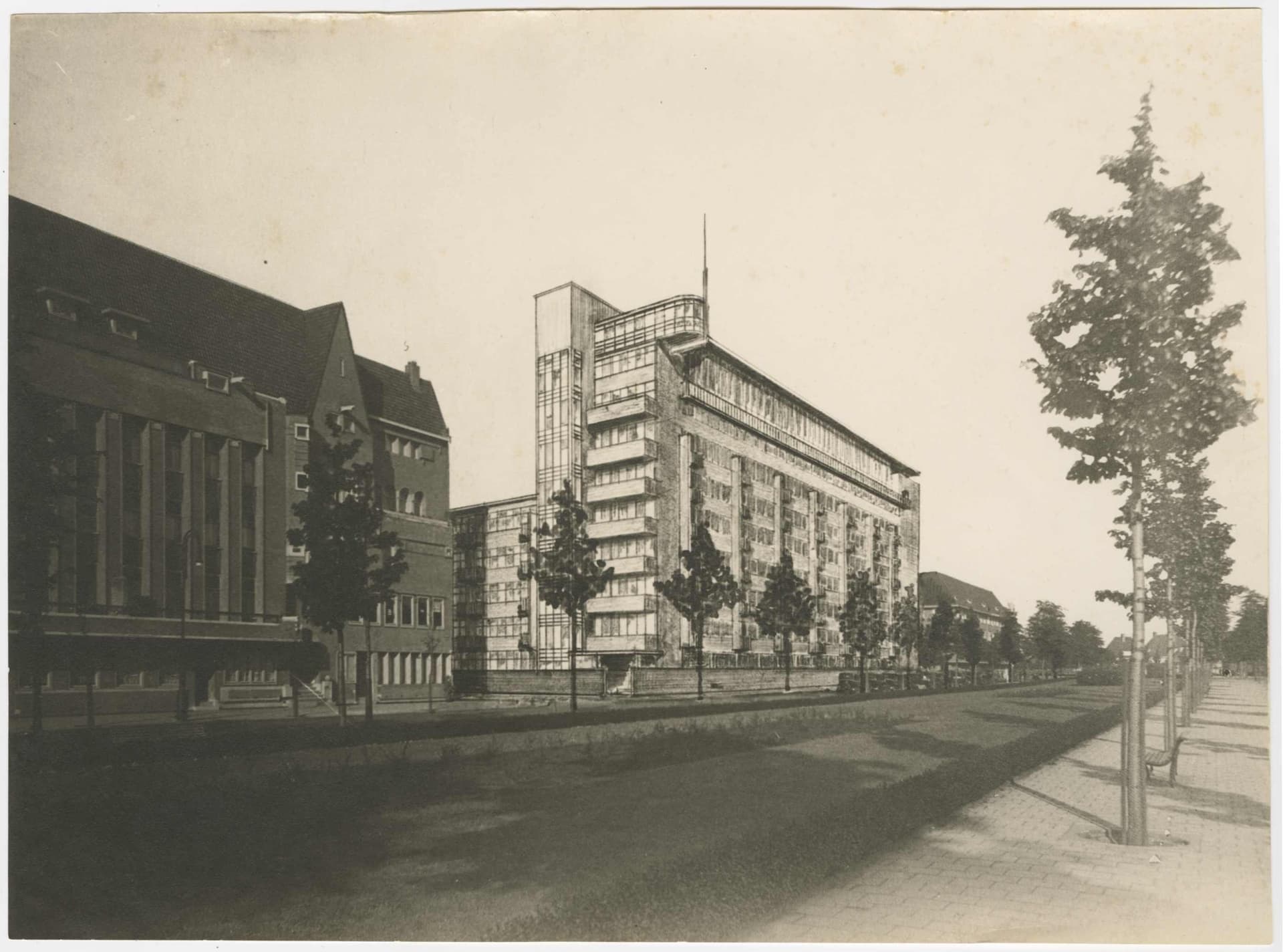  W.M. Dudok, Woning voor ouderen/Apollohuis, Amsterdam, 1930-1938. Opdrachtgever: Vereeniging Samenwerking. Collectie Het Nieuwe Instituut, DUDO 110fm51-1