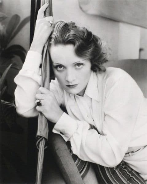 Marlene Dietrich, Edward Steichen, 1931 