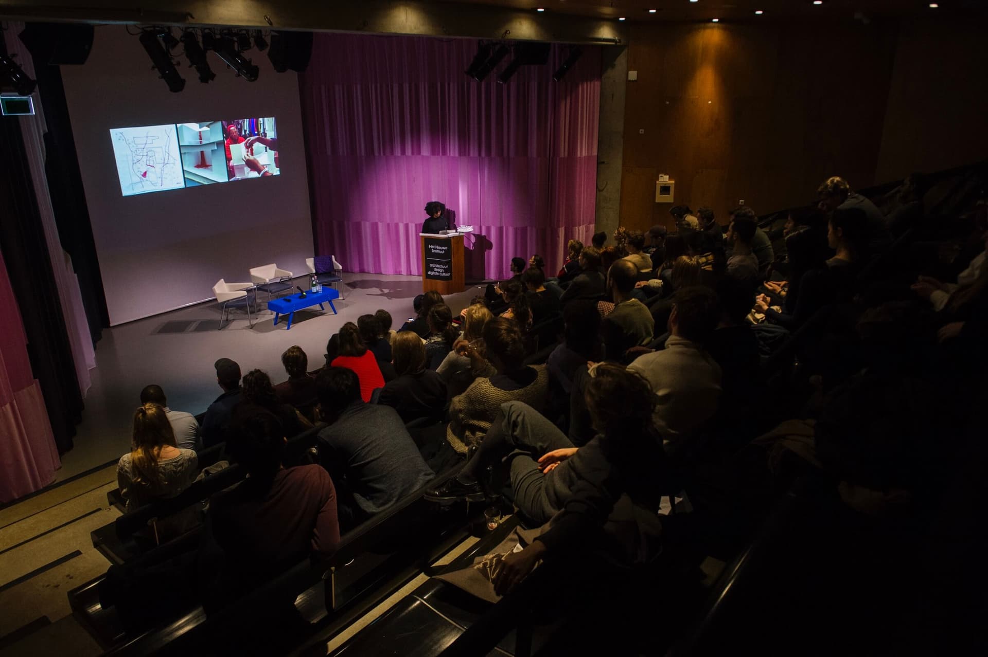 Lecture Mpho Matsipa, 14 December 2017. Photo: Desirée Schippers. 