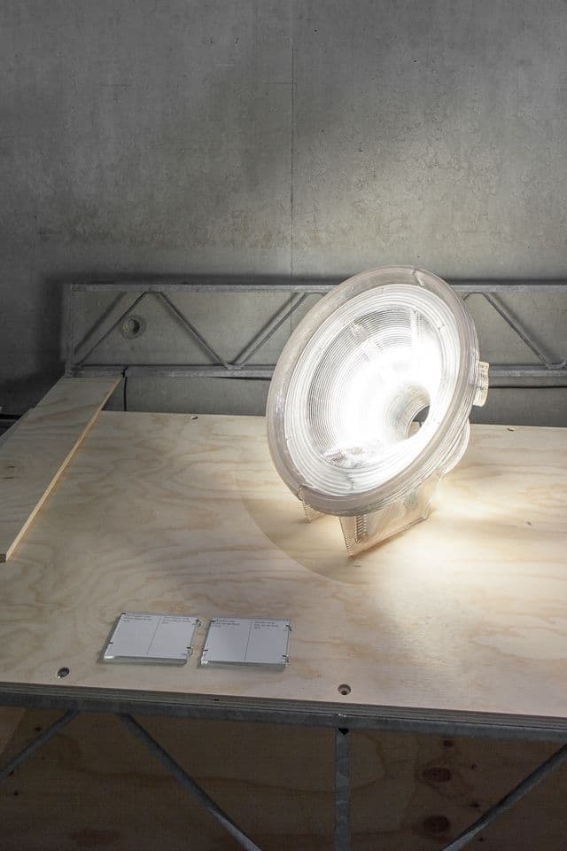 Satellite Lamp, Dirk van der Kooij, 2012. Foto Toon Koehorst, 2015 