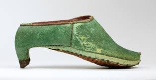 17th-century Persian shoe made from horsehide and pressed mustard seeds. Image courtesy Bata Shoe Museum. 