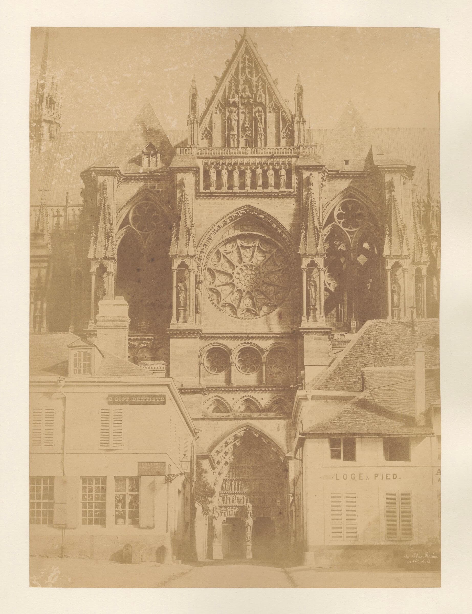 H. Le Secq. Foto Kathedraal van Reims, ca. 1851. Herkomst: Archief P.J.H. Cuypers. Collectie Het Nieuwe Instituut, CUYP ph2192 