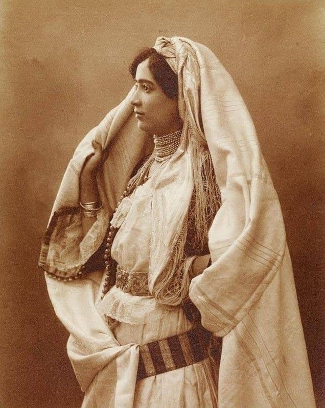 19th-century photograph of a North African haik, as worn in Algeria, DZD. 