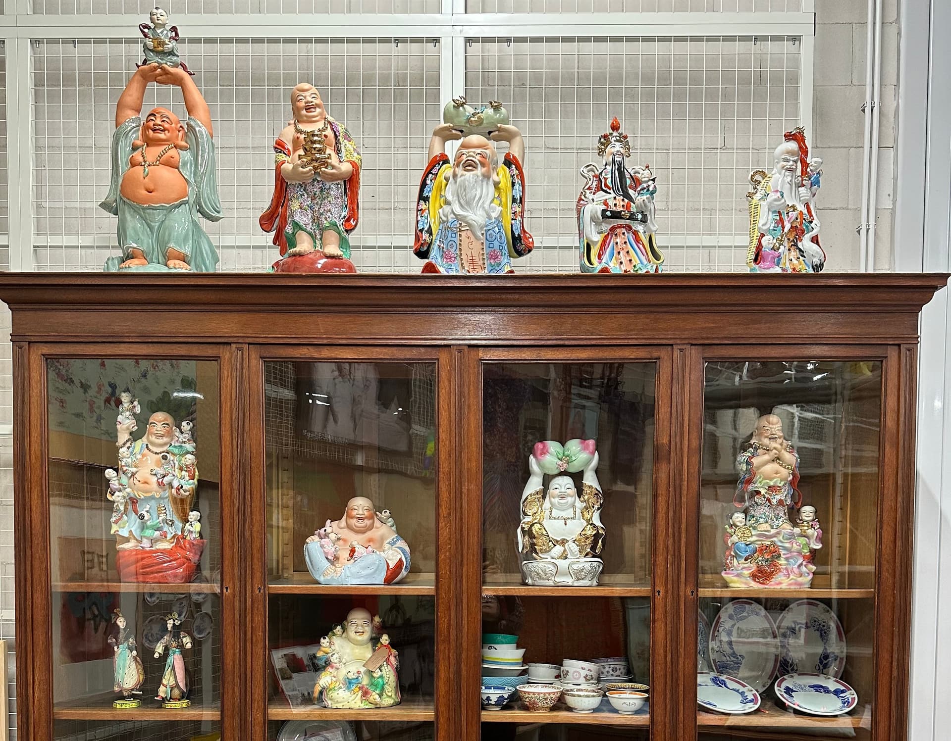 Deel van de Chinese collectie in Depot Boijmans van Beuningen. Foto met dank aan Verhalenhuis Belvédère.