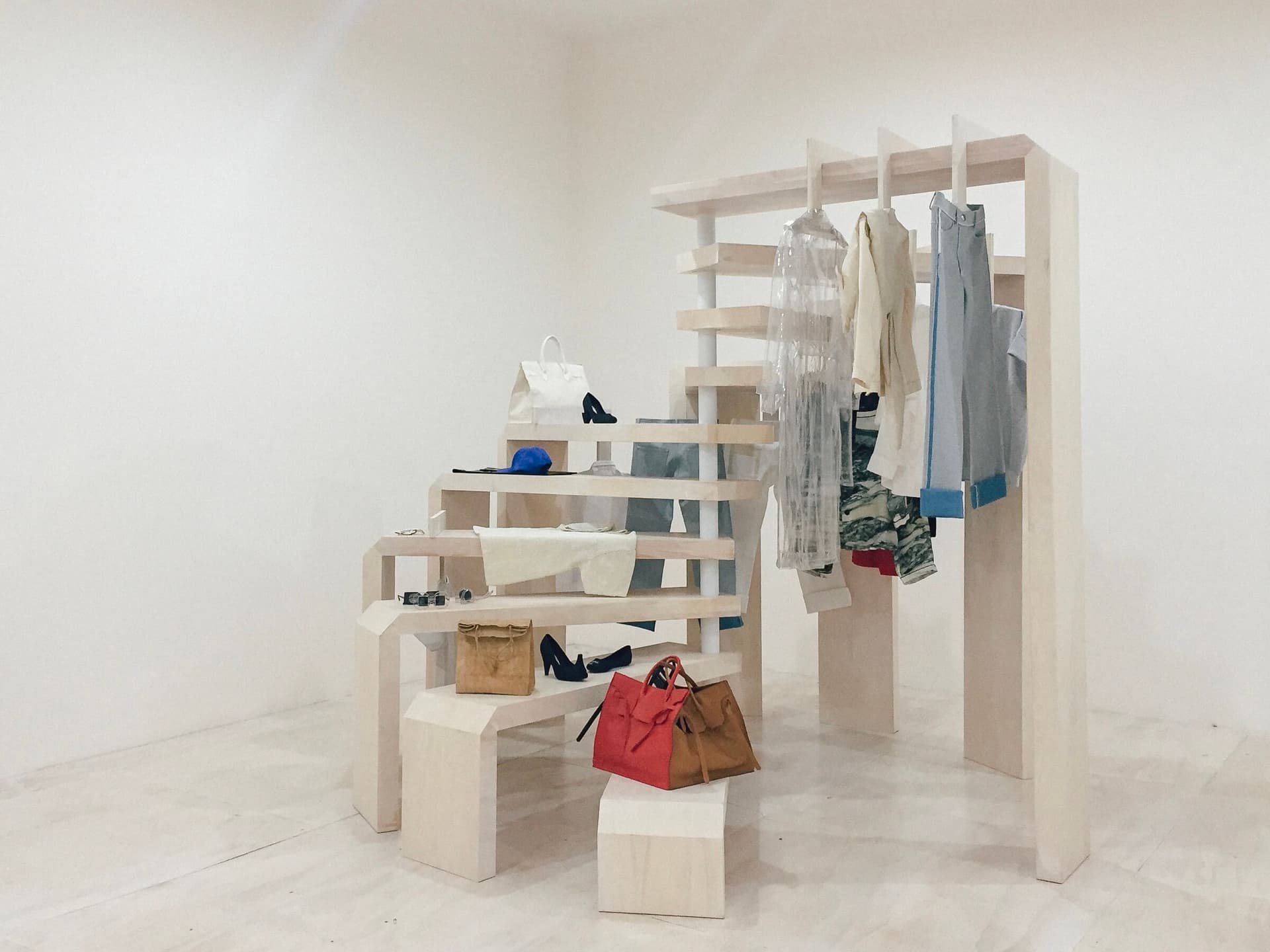 Mary Ping: Selections from the Living Archive (2002 - 2015) te zien bij MoMA PS1 