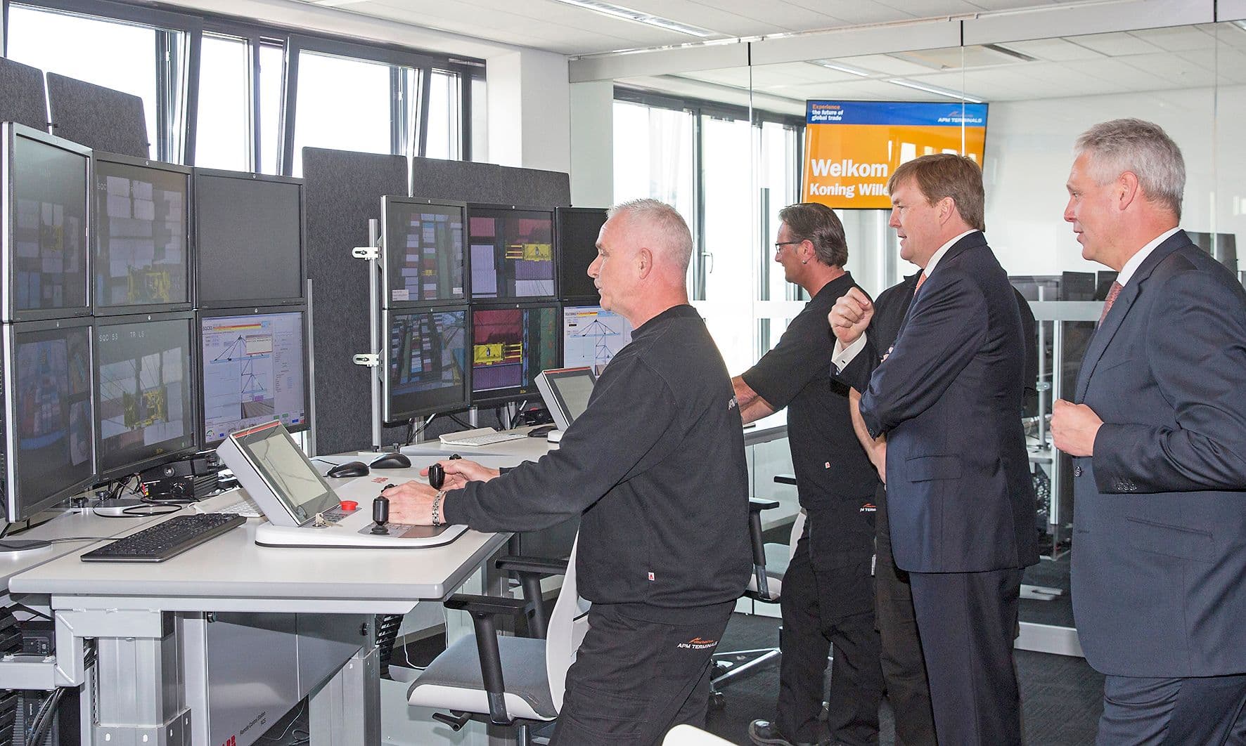 King Willem Alexander of the Netherlands visiting one of the control rooms with design features by ABB during the official opening of APM terminals Maasvlakte. Photo: Nils van Houts 